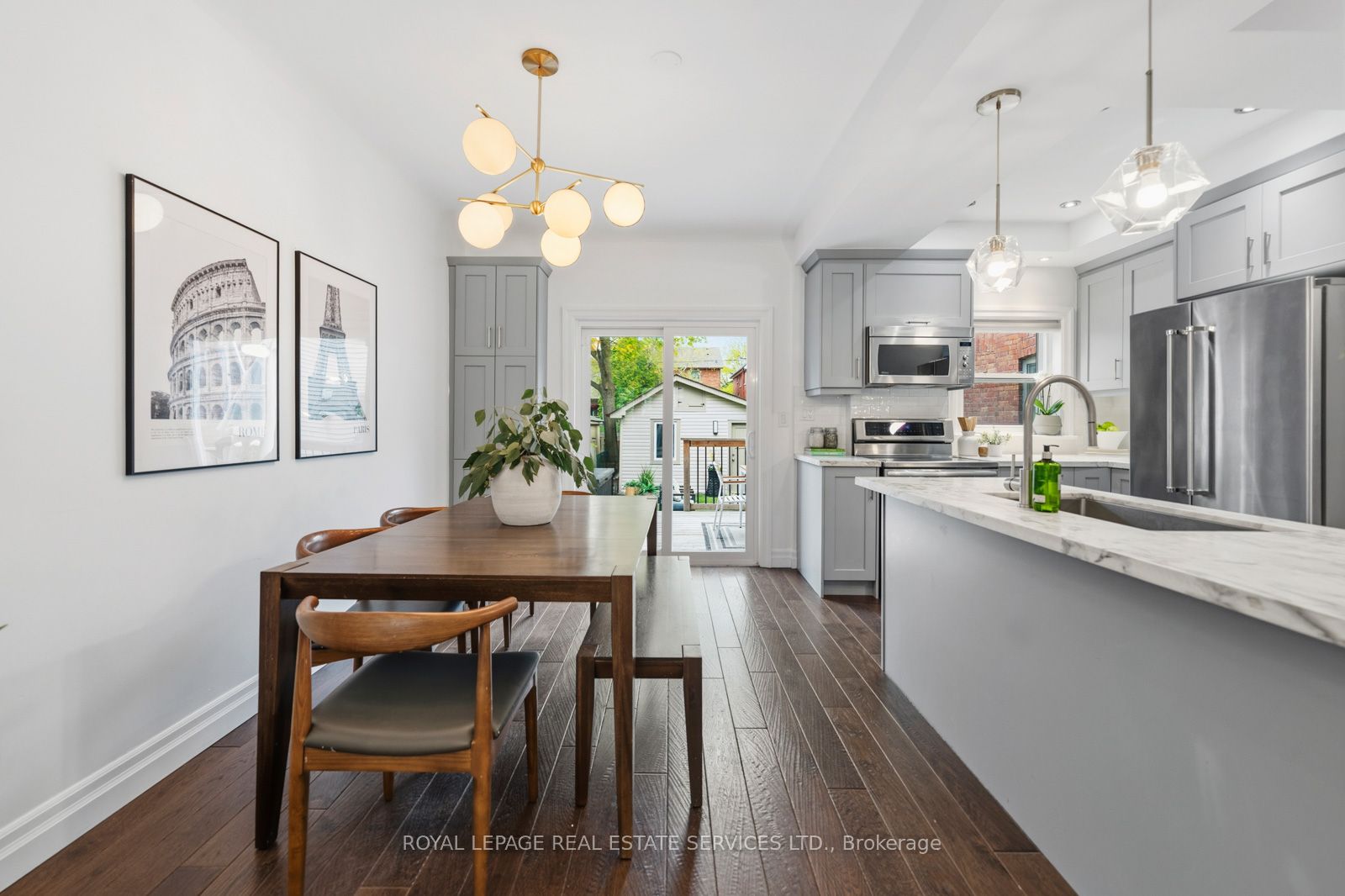 494 Durie Street Property Photo 10