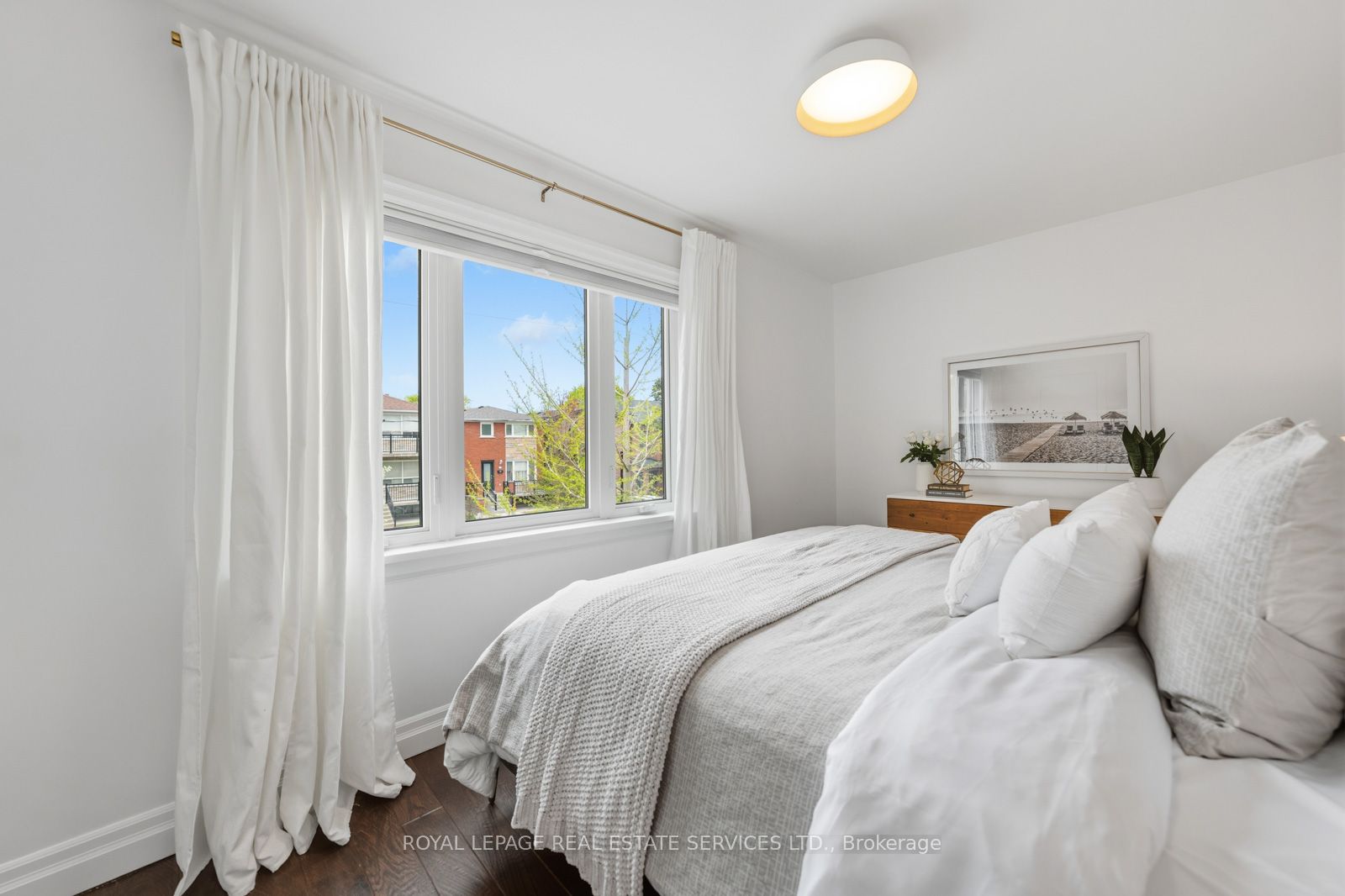 494 Durie Street Property Photo 21