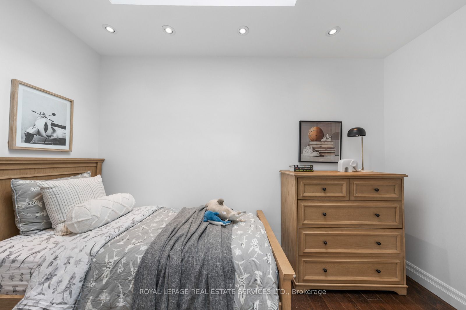 494 Durie Street Property Photo 26
