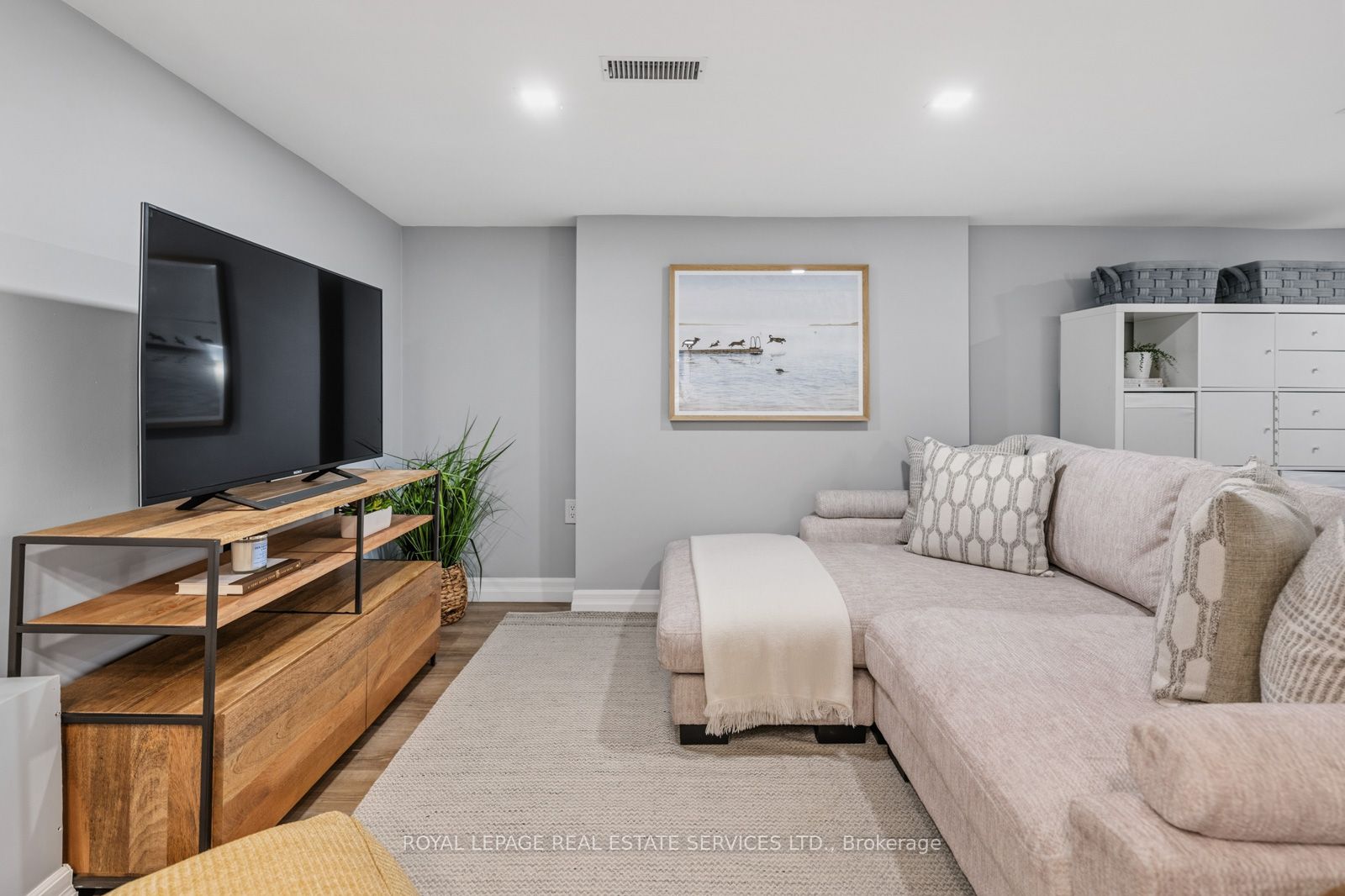 494 Durie Street Property Photo 31