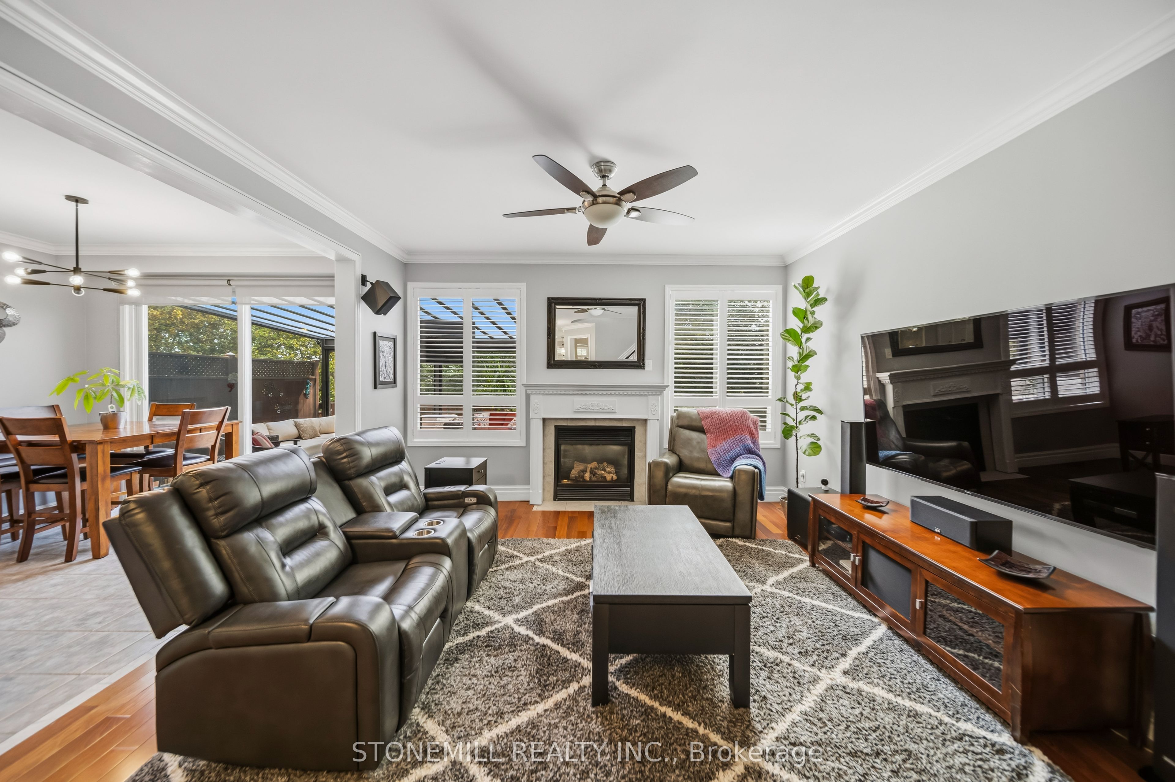 1661 Dempsey Crescent Property Photo 12