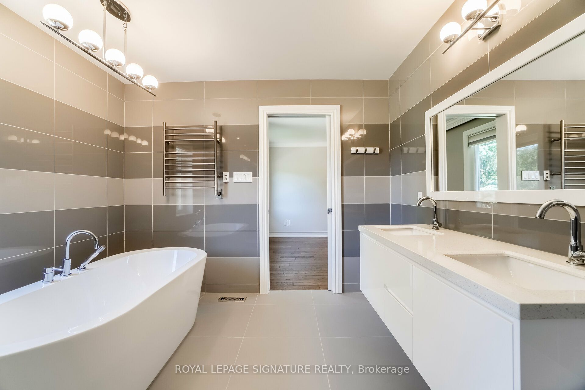 9 Elite Road Property Photo 32
