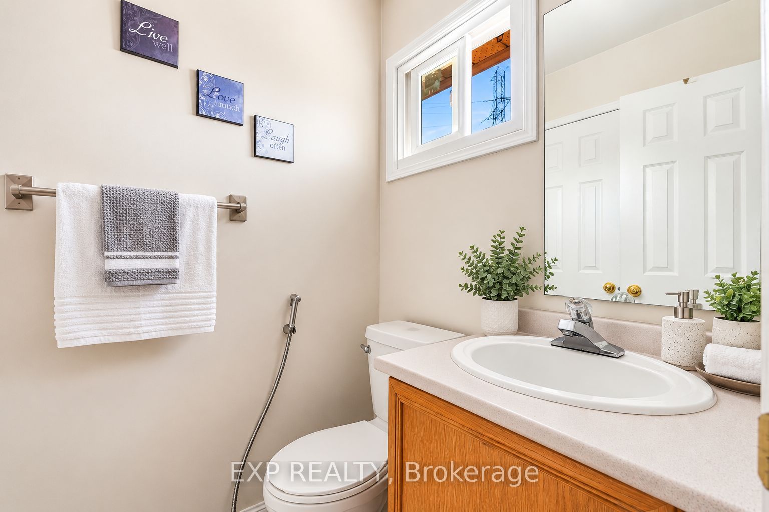 4365 Violet Road Property Photo 16