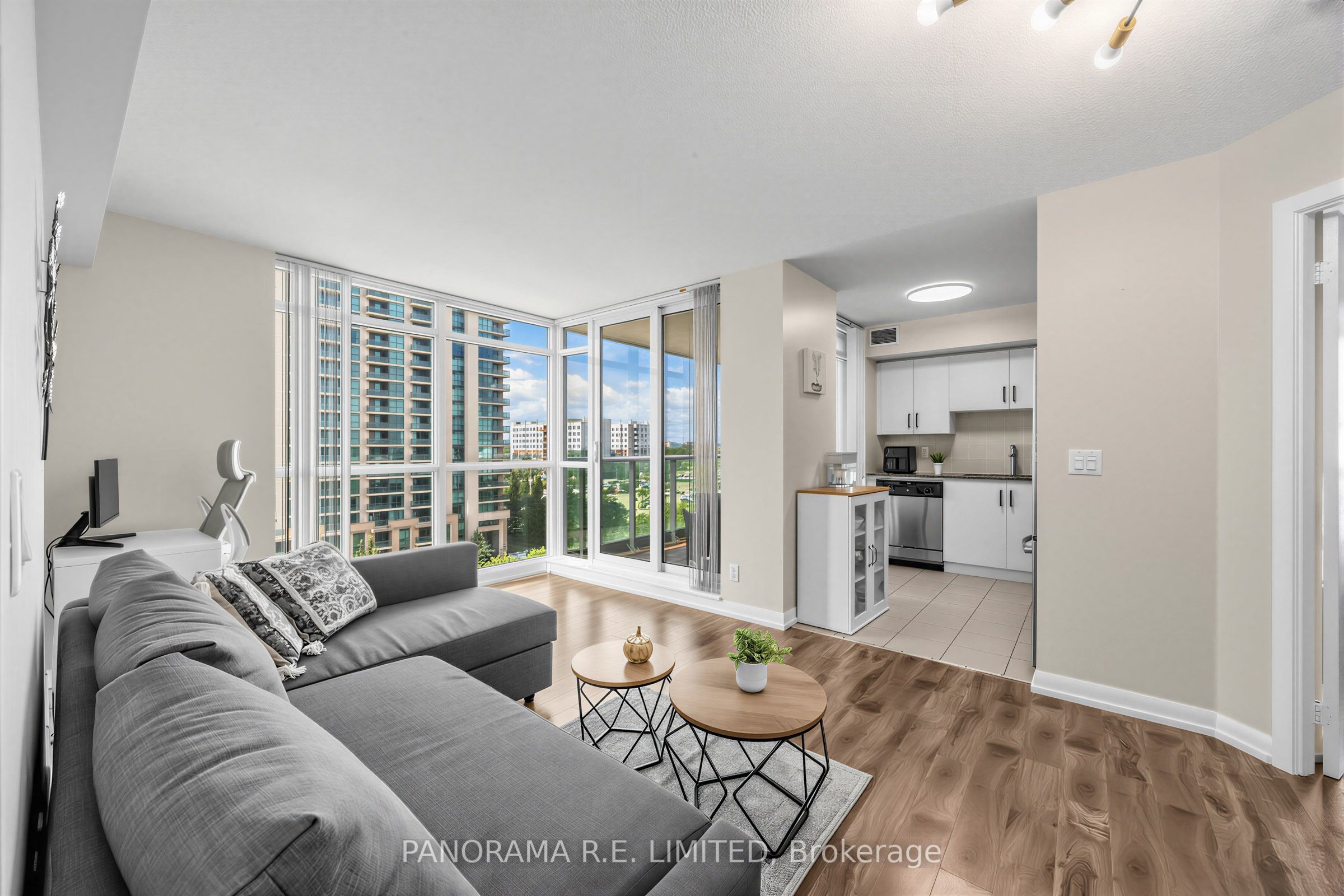 215 Sherway Gardens Road 807 Property Photo 5