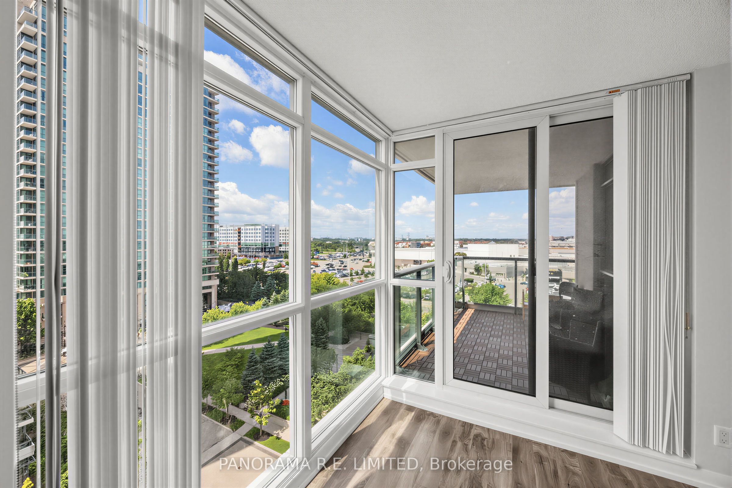215 Sherway Gardens Road 807 Property Photo 18