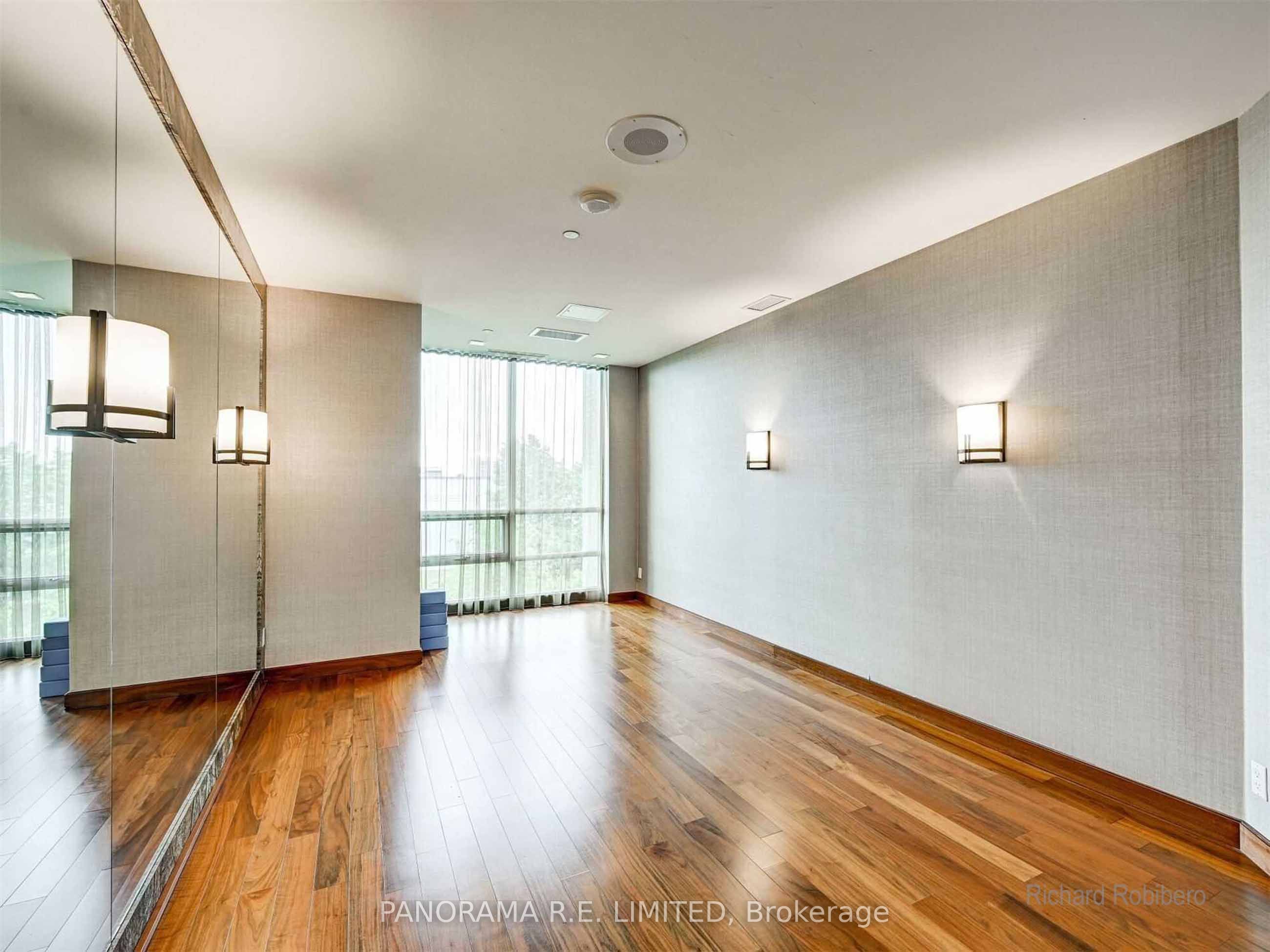 215 Sherway Gardens Road 807 Property Photo 24