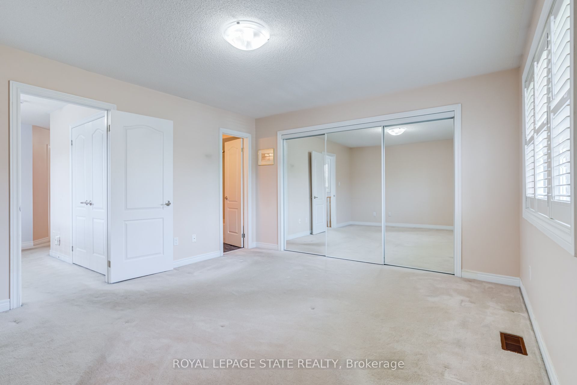 173 Margaret Drive Property Photo 9