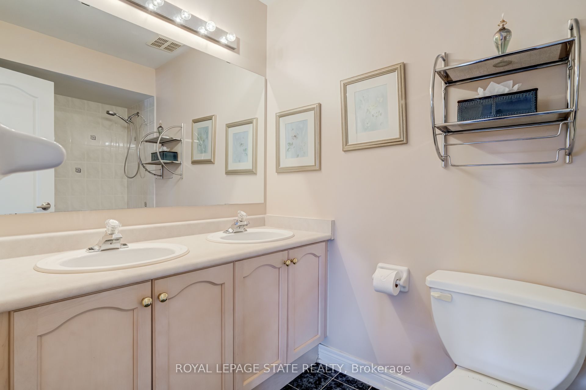173 Margaret Drive Property Photo 11