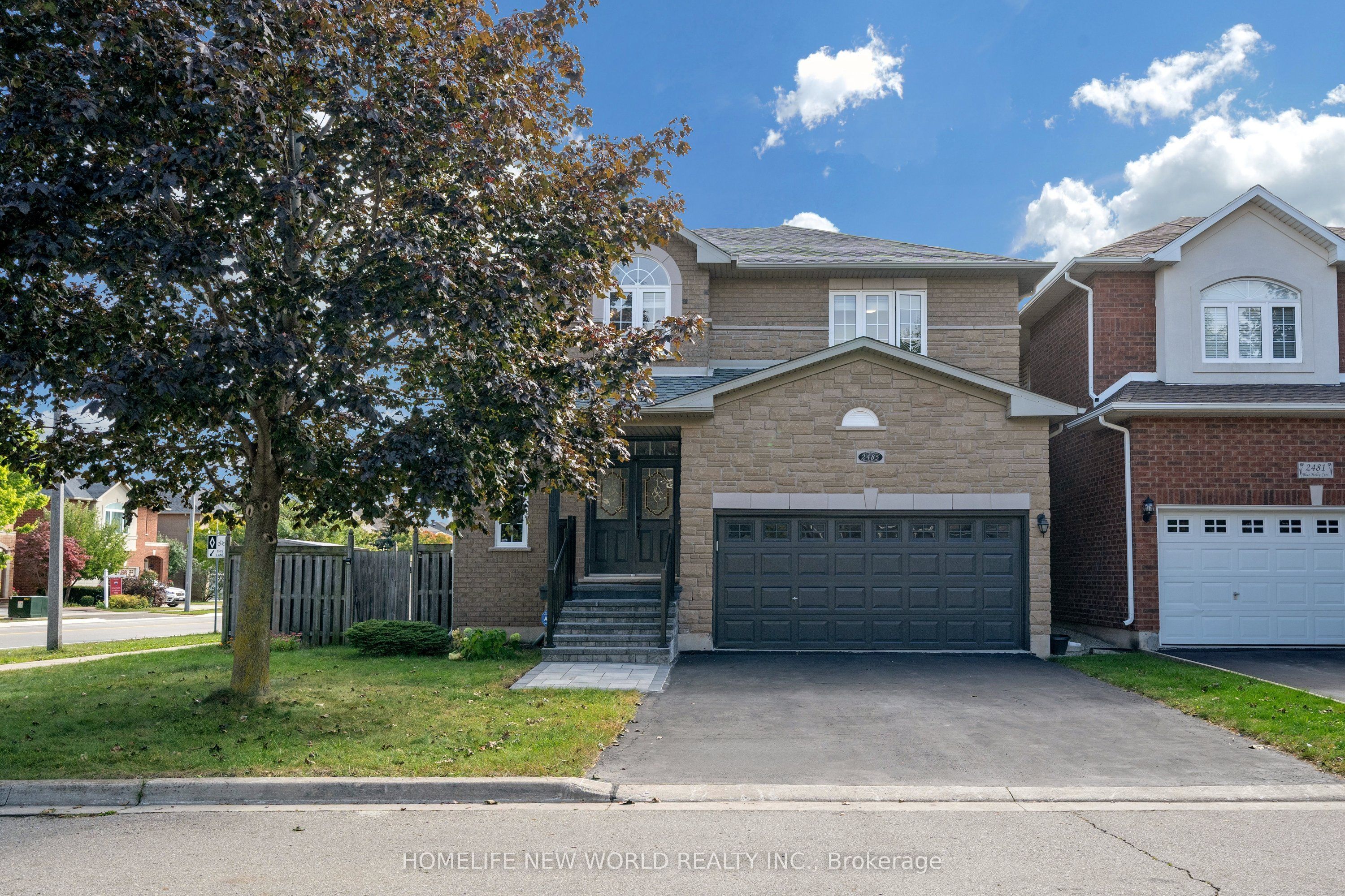 2485 Blue Holly Crescent Property Photo 1