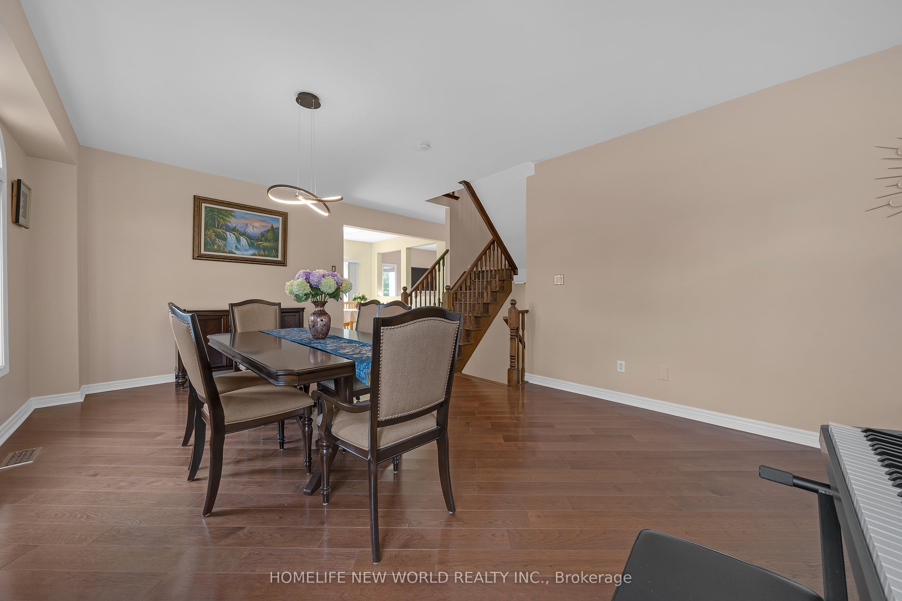 2485 Blue Holly Crescent Property Photo 12
