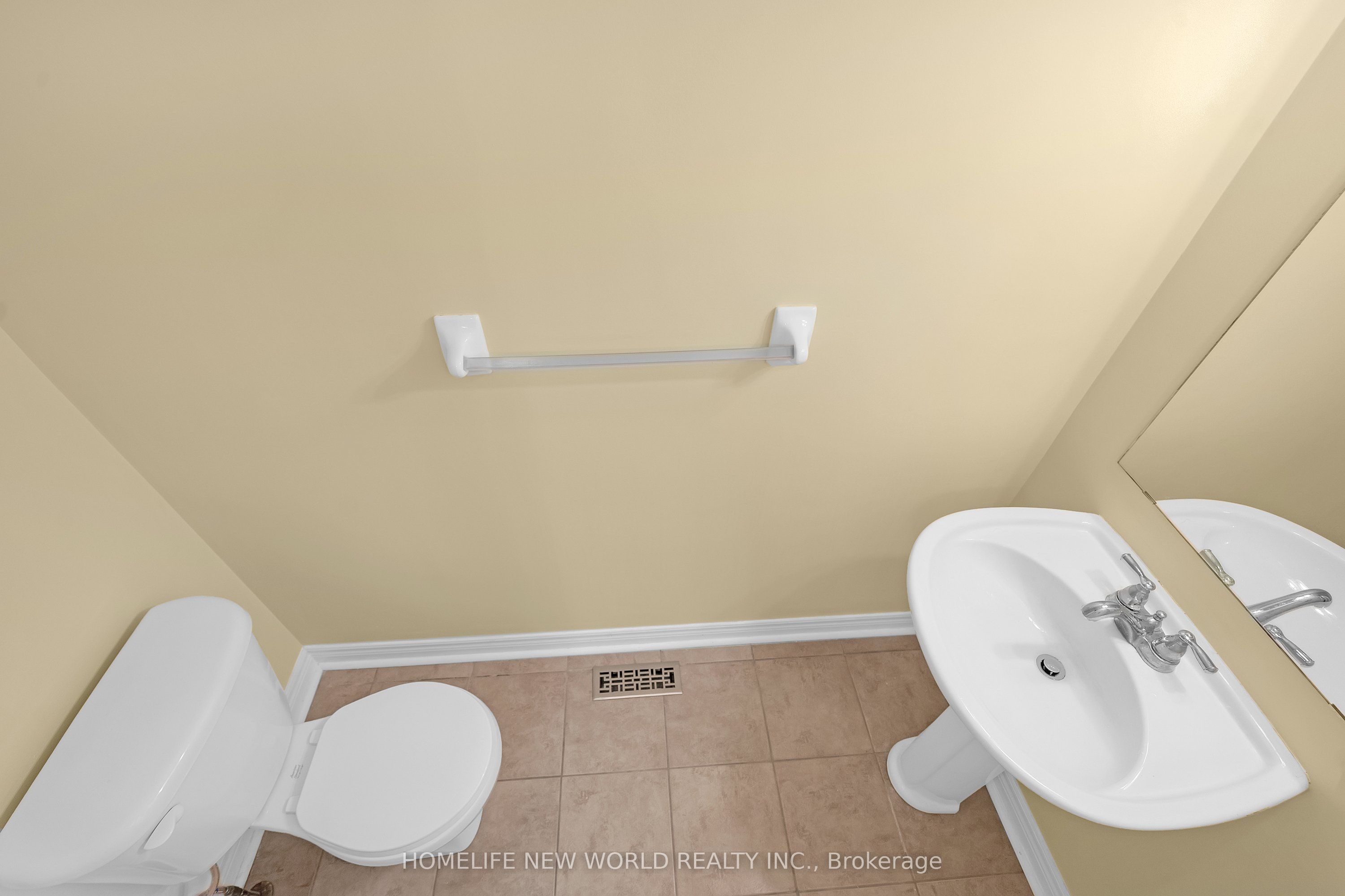 2485 Blue Holly Crescent Property Photo 21