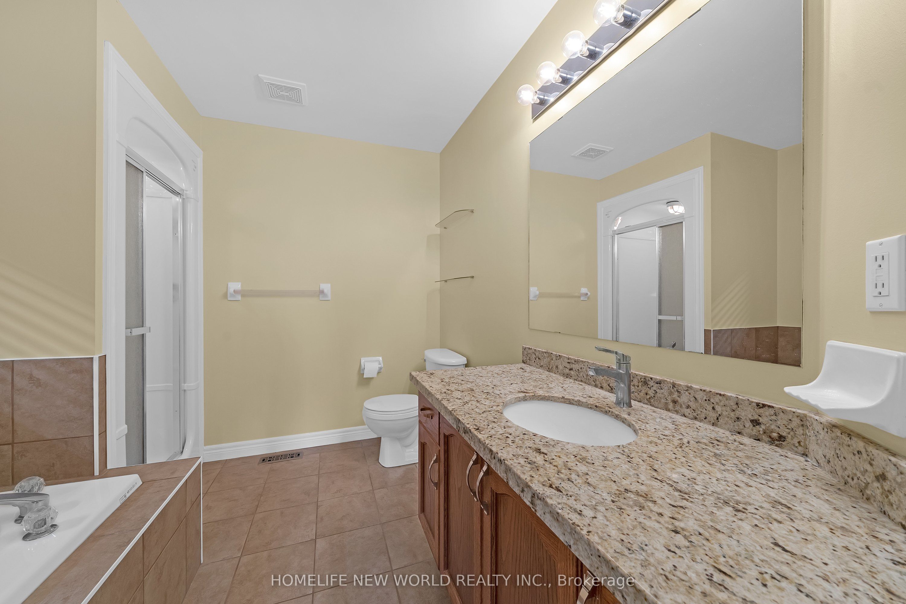 2485 Blue Holly Crescent Property Photo 27