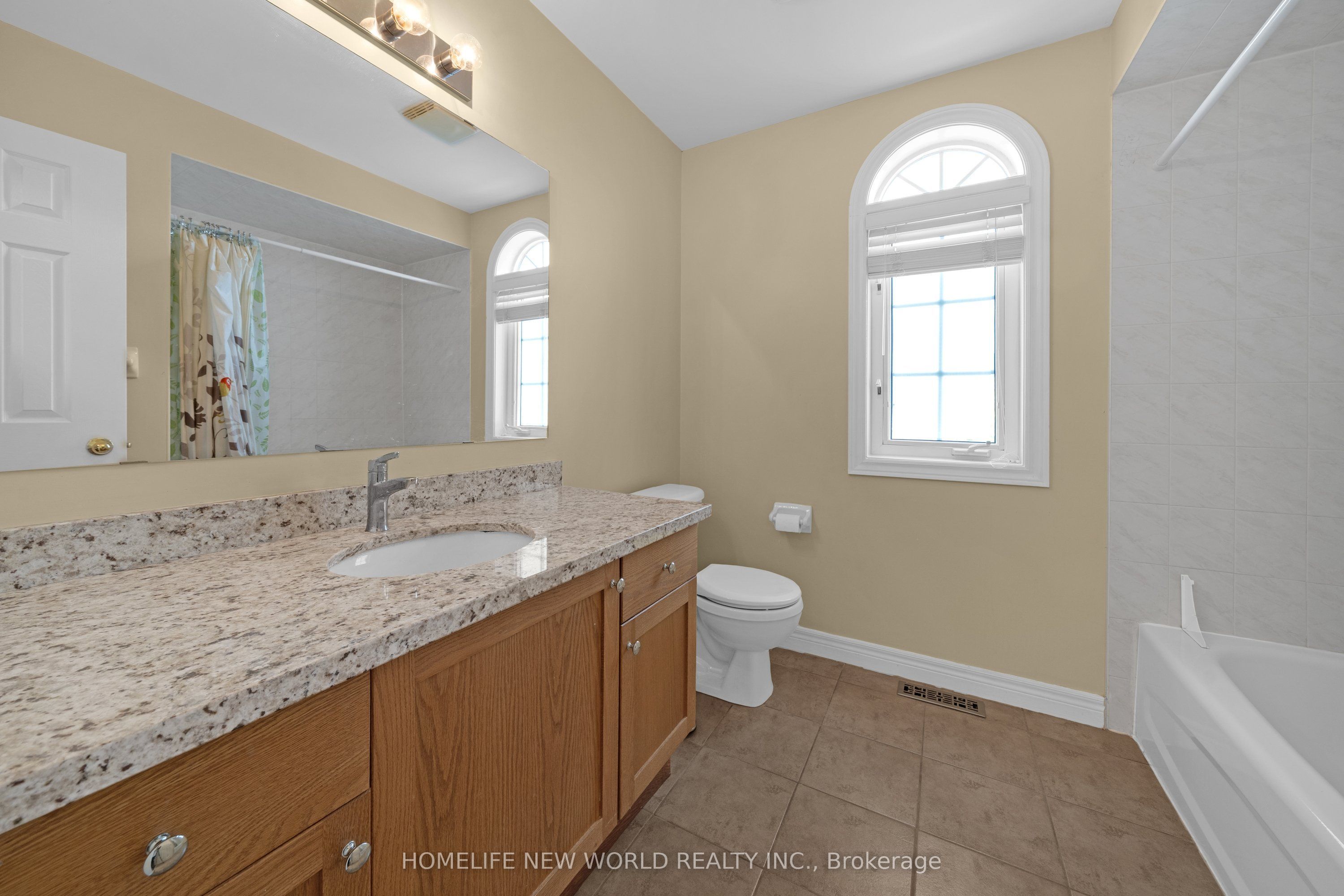 2485 Blue Holly Crescent Property Photo 31