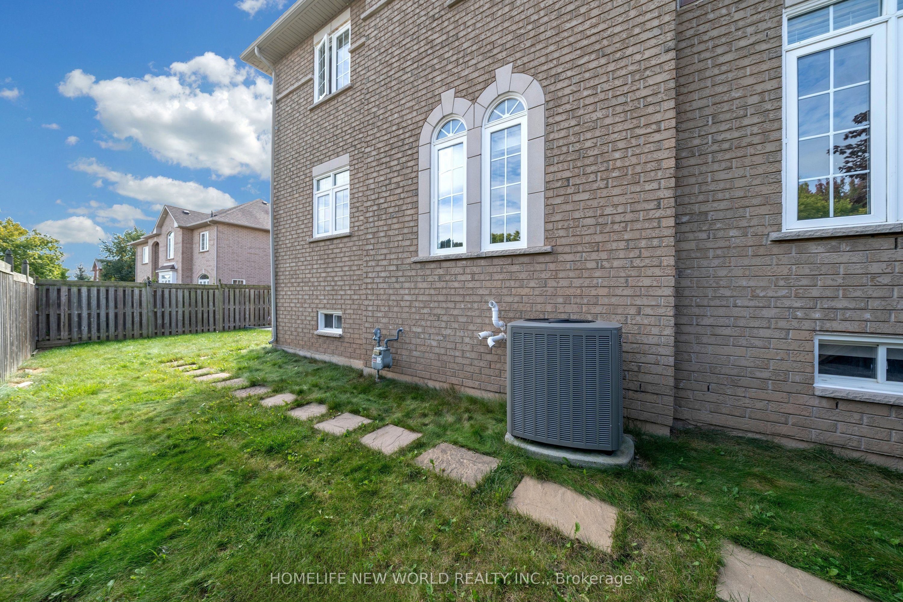 2485 Blue Holly Crescent Property Photo 42