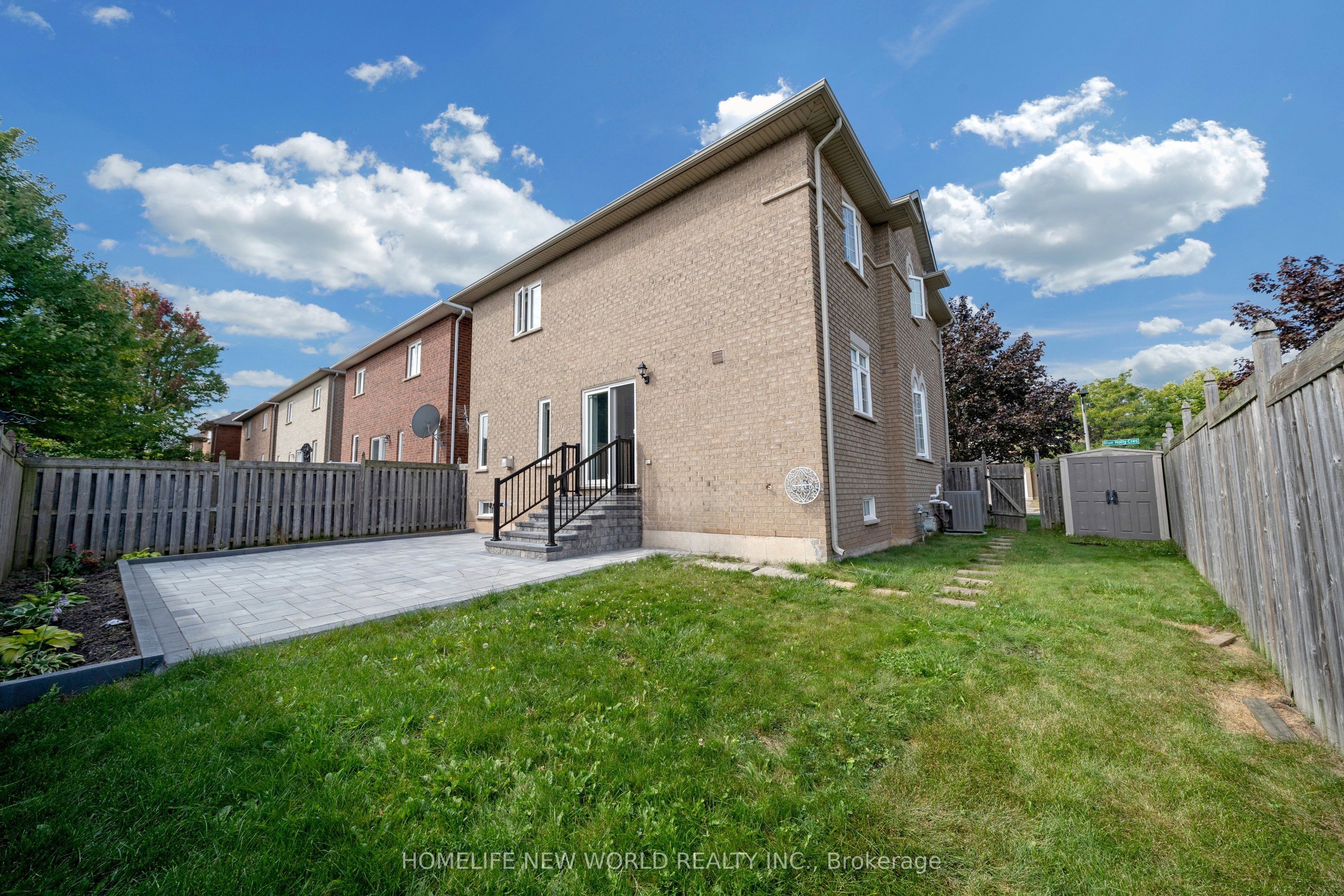 2485 Blue Holly Crescent Property Photo 43
