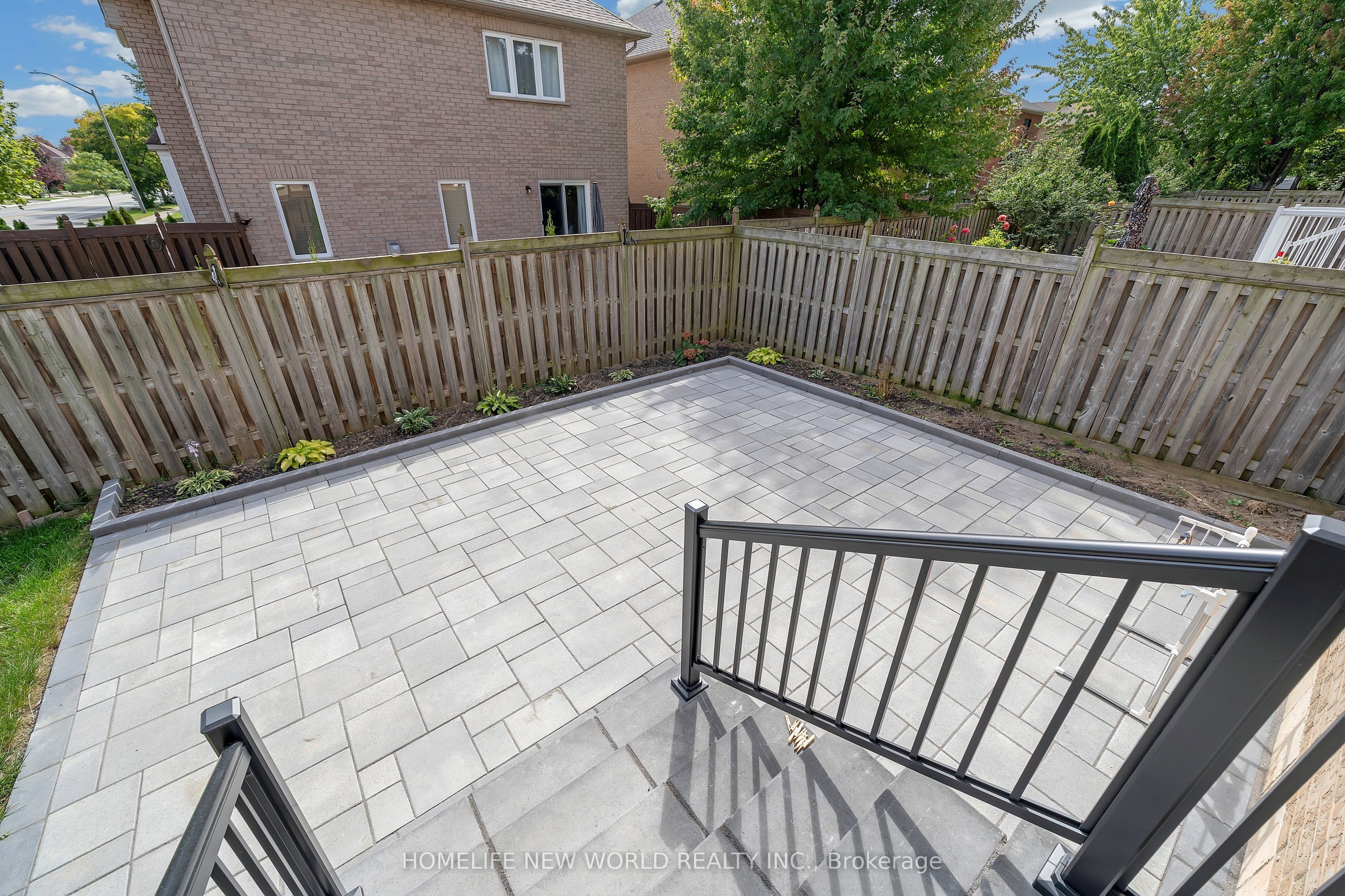 2485 Blue Holly Crescent Property Photo 46