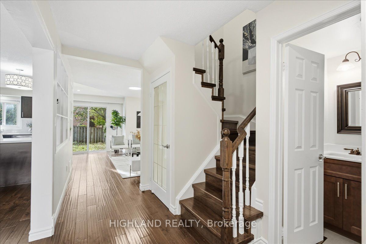 3362 Bobwhite Mews Property Photo 2