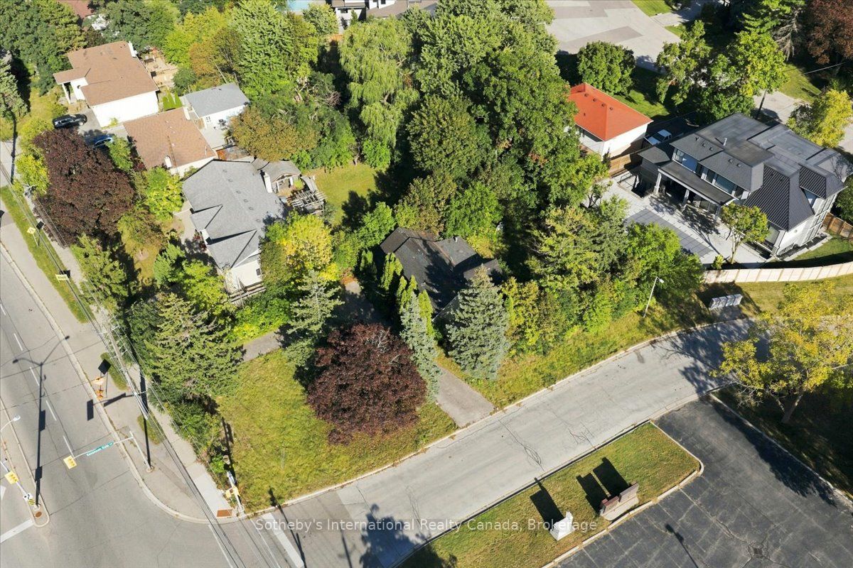 1428 Rebecca Street Property Photo 2