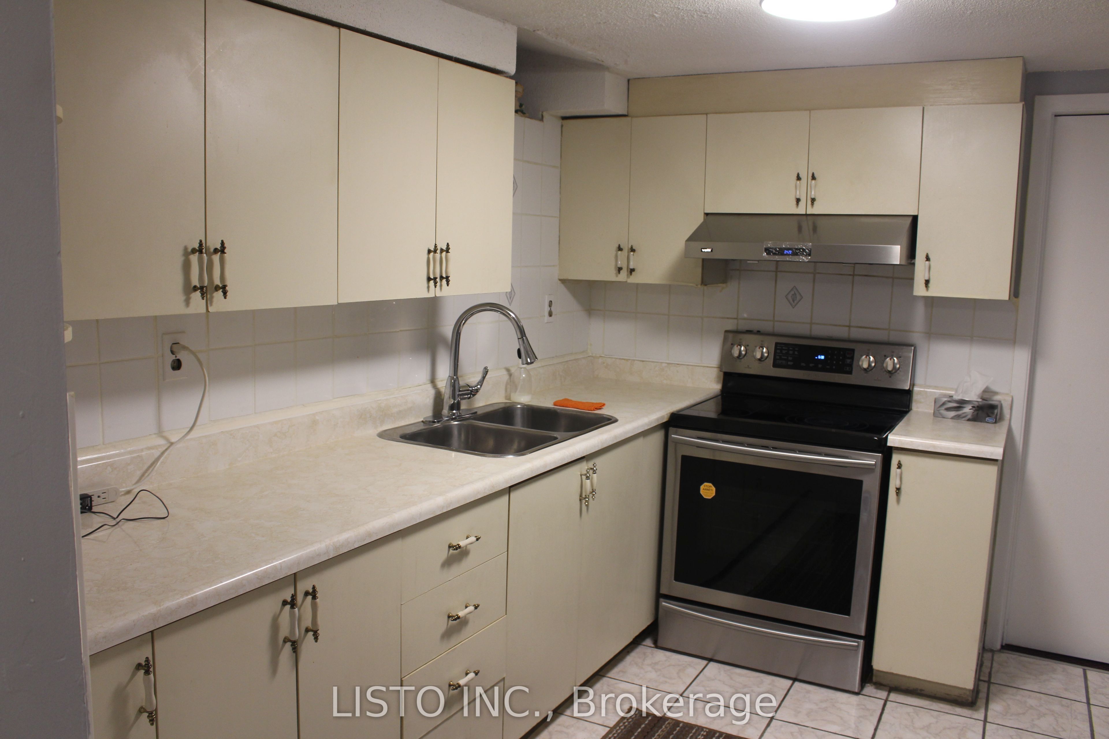 63 Ebby Avenue Property Photo 11