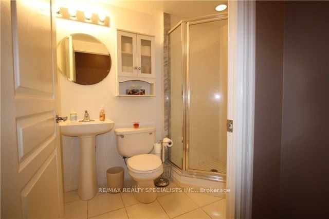 3939 Duke Of York Boulevard 2010 Property Photo 6