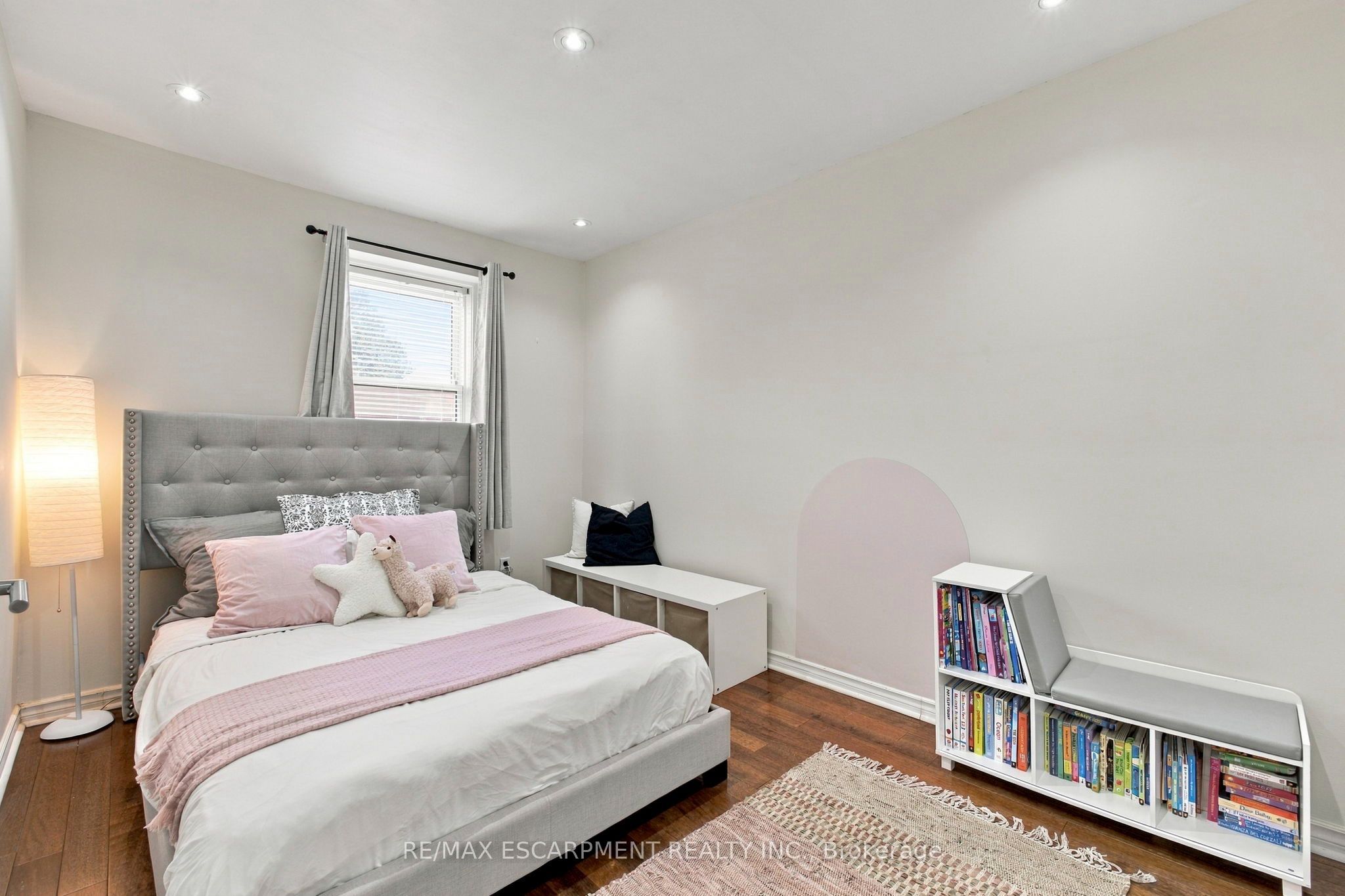 371 Bronte Street S 59 Property Photo 17