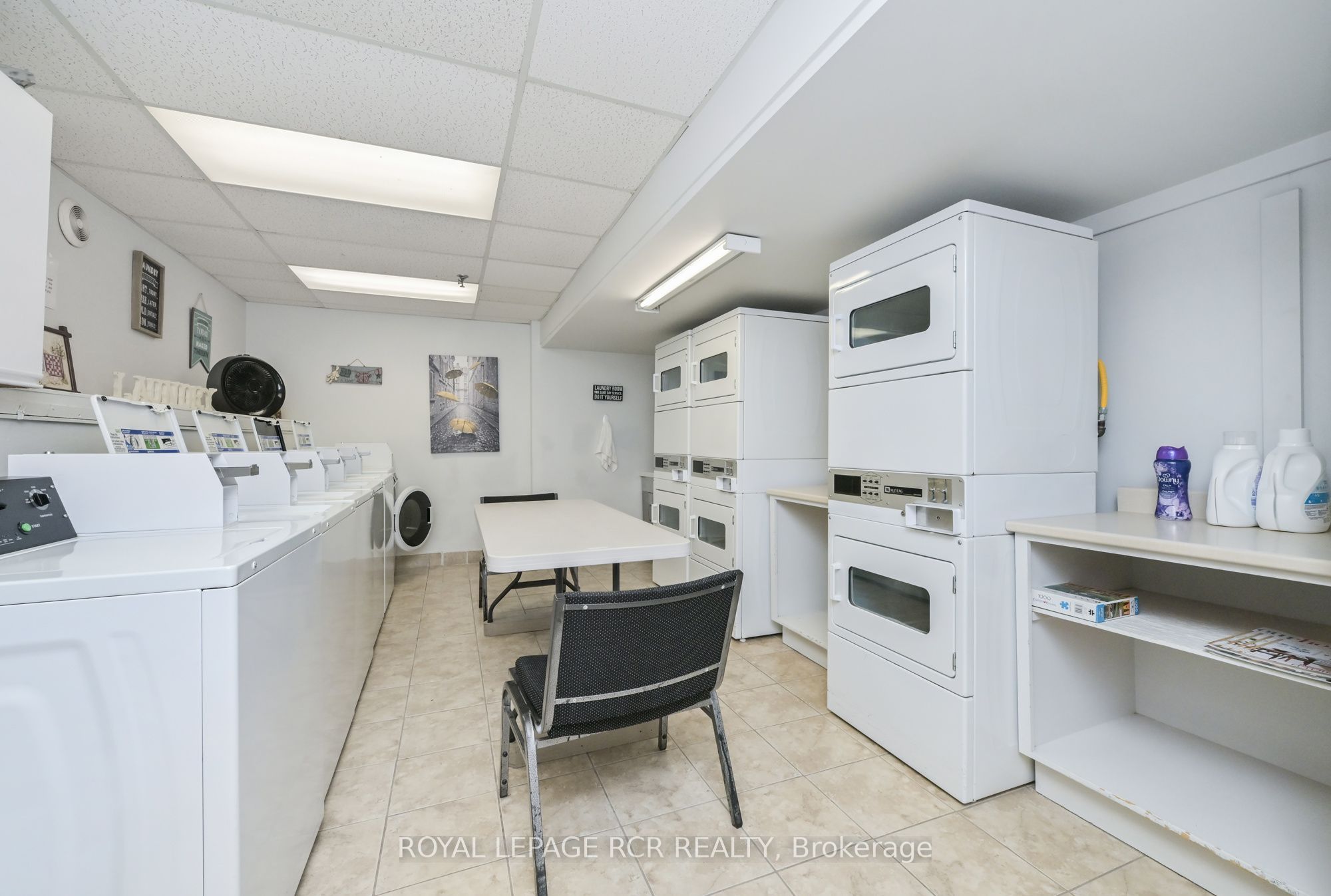 8 Fead Street 404 Property Photo 38