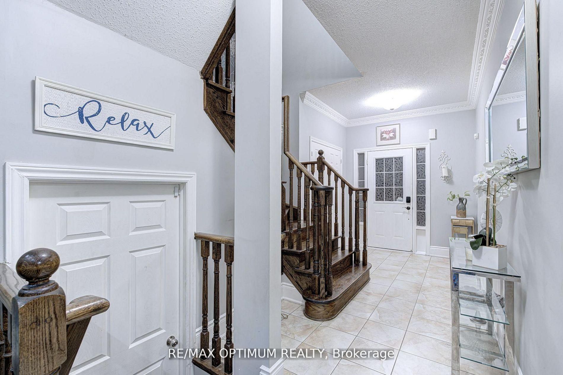 19 Teal Crest Circle Property Photo 7