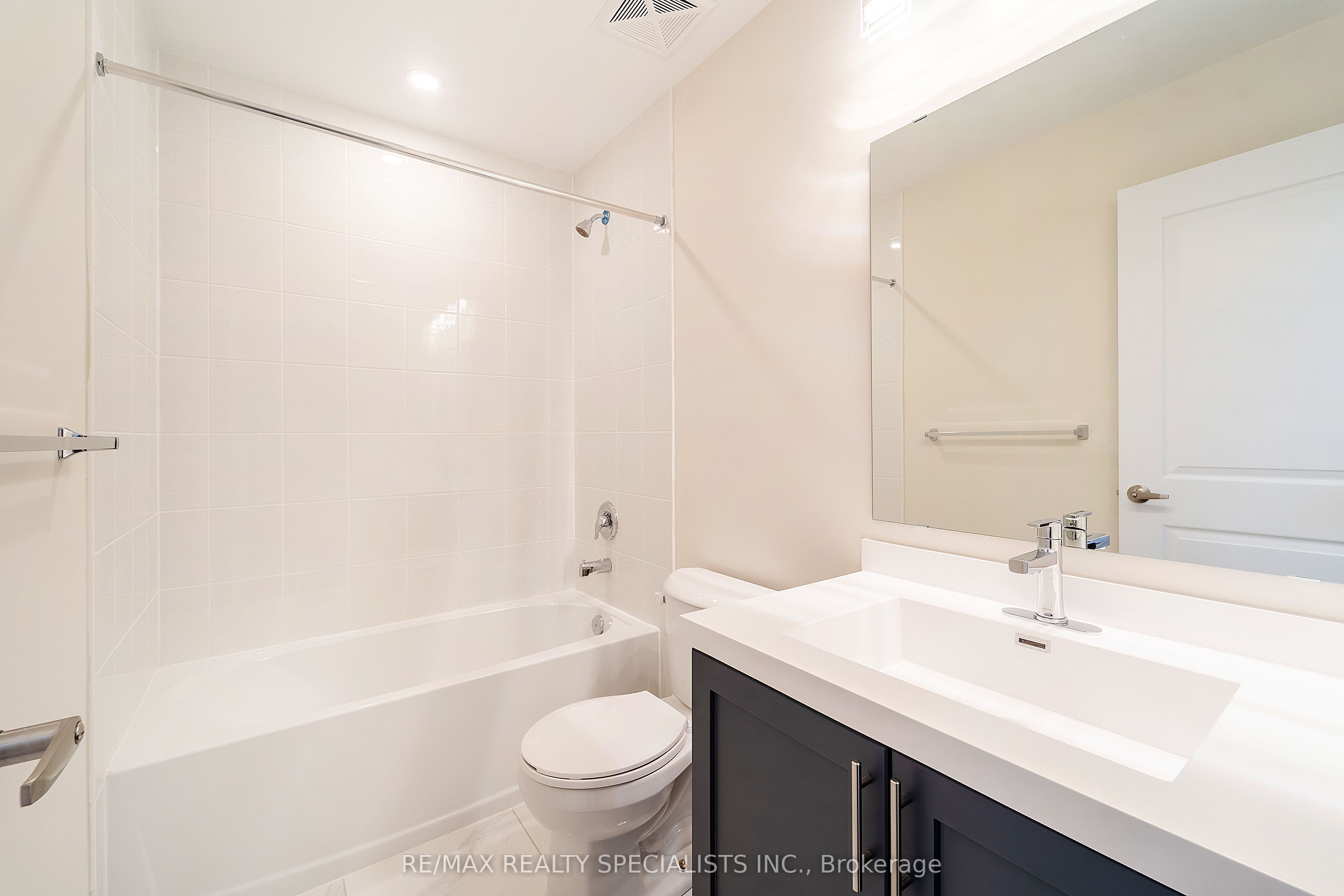 1577 Rose Way 110 Property Photo 15