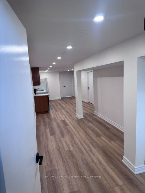 9 Capstan Court #lower Level Property Photo 1