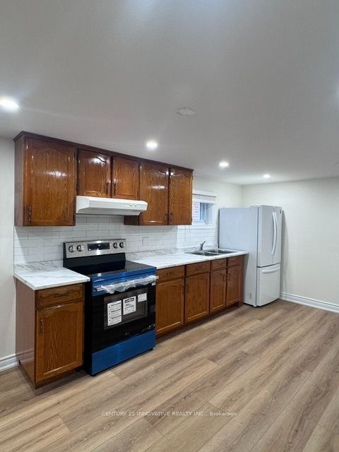 9 Capstan Court #lower Level Property Photo 4