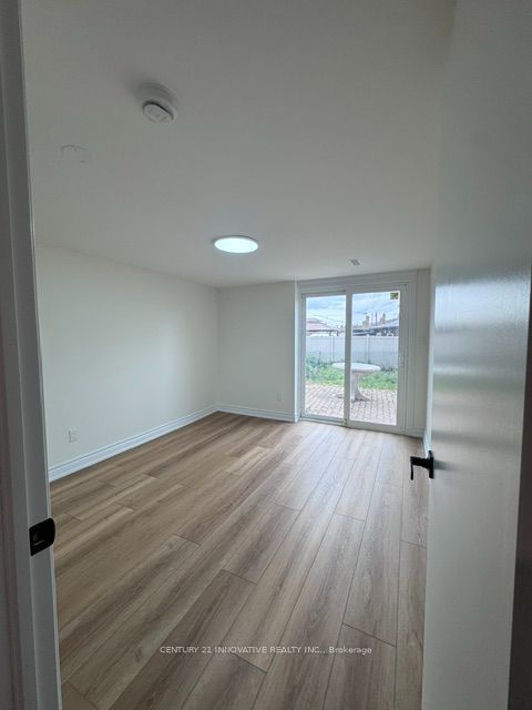 9 Capstan Court #lower Level Property Photo 7