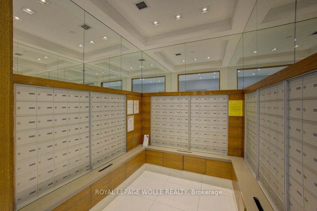 75 Eglinton Avenue W 1601 Property Photo 20