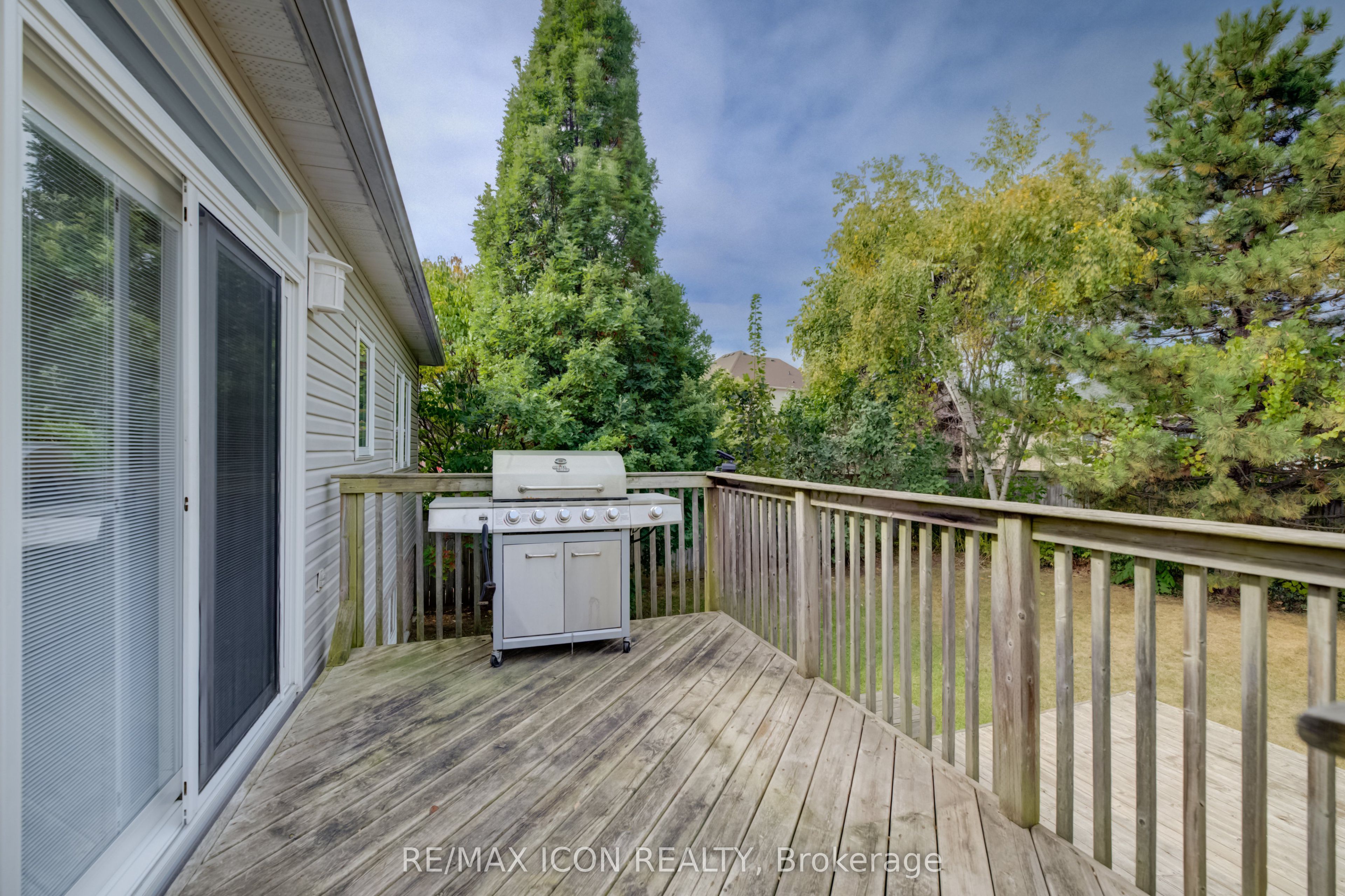 17 Kingsley Road Property Photo 33