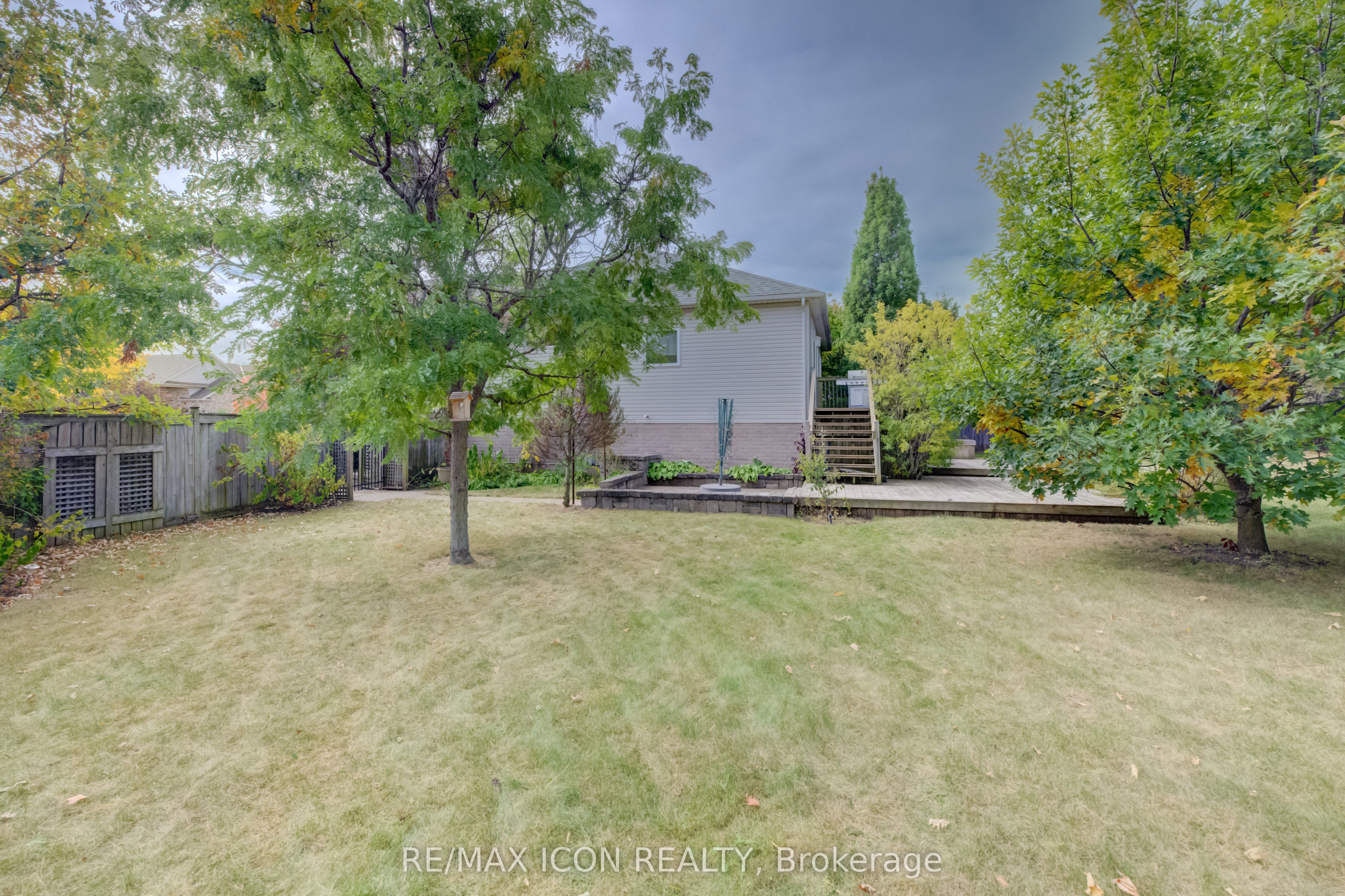 17 Kingsley Road Property Photo 37