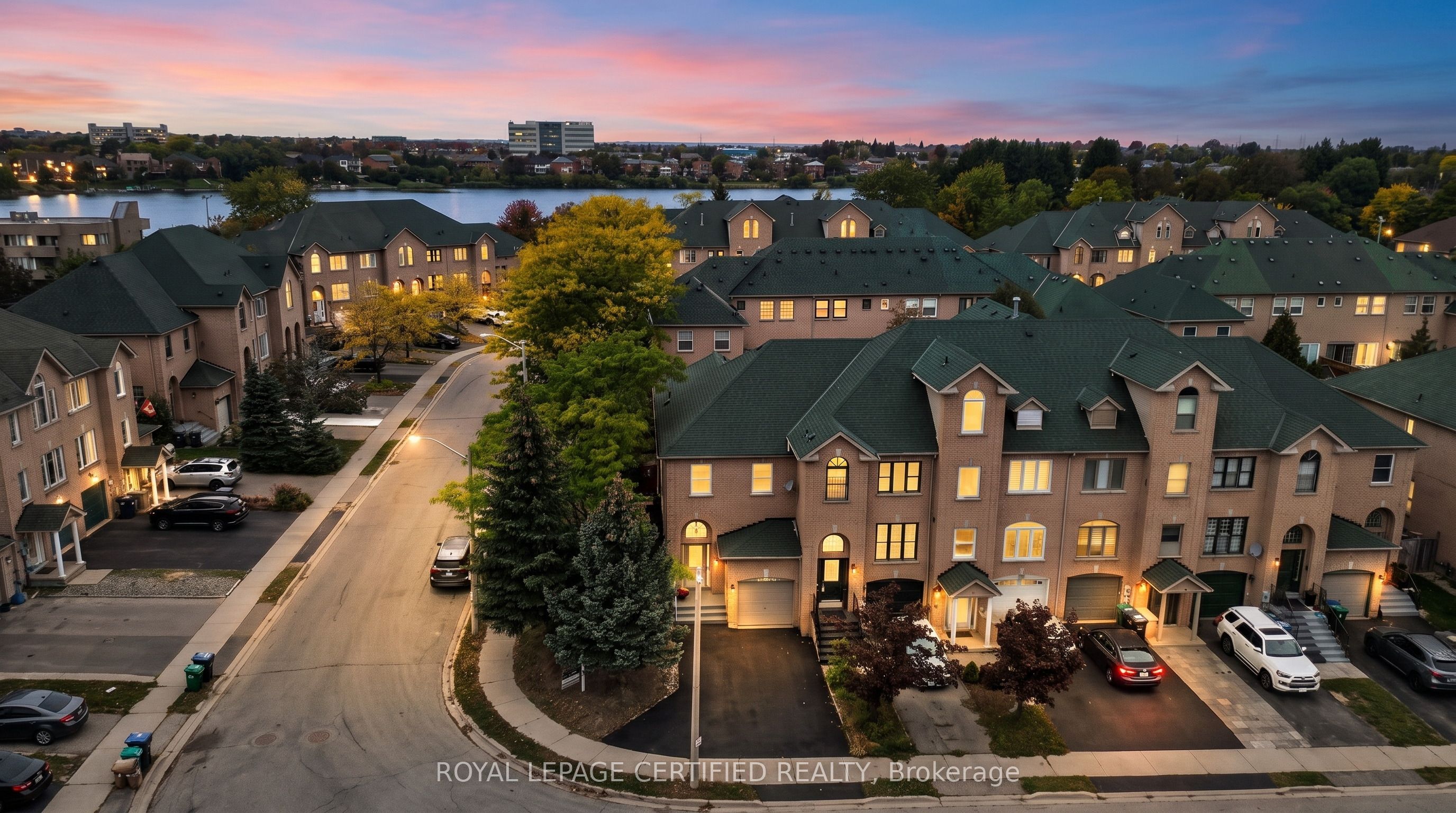 23 Provincial Place Property Photo 1