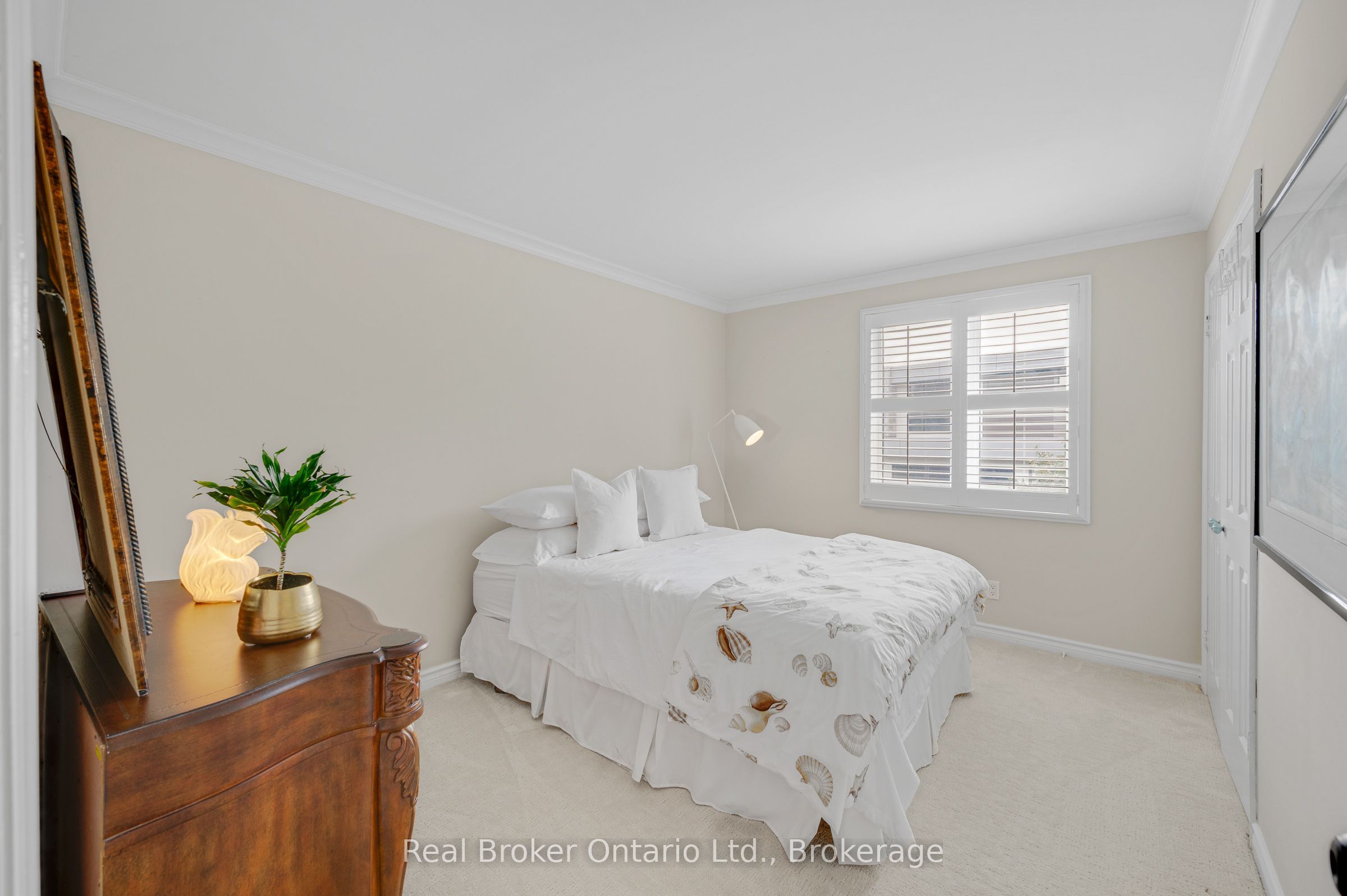 3270 Shelburne Place Property Photo 29