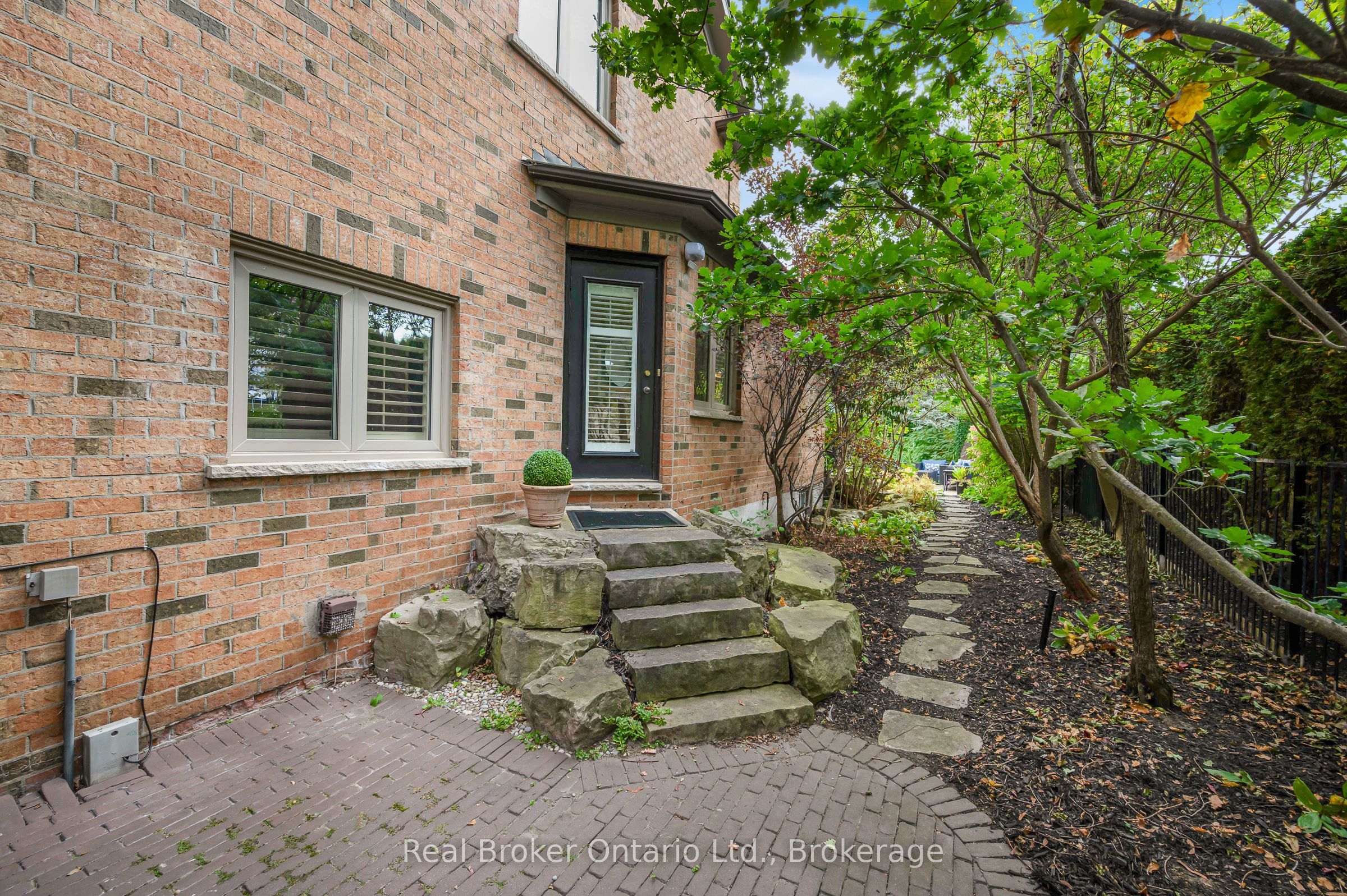 3270 Shelburne Place Property Photo 41