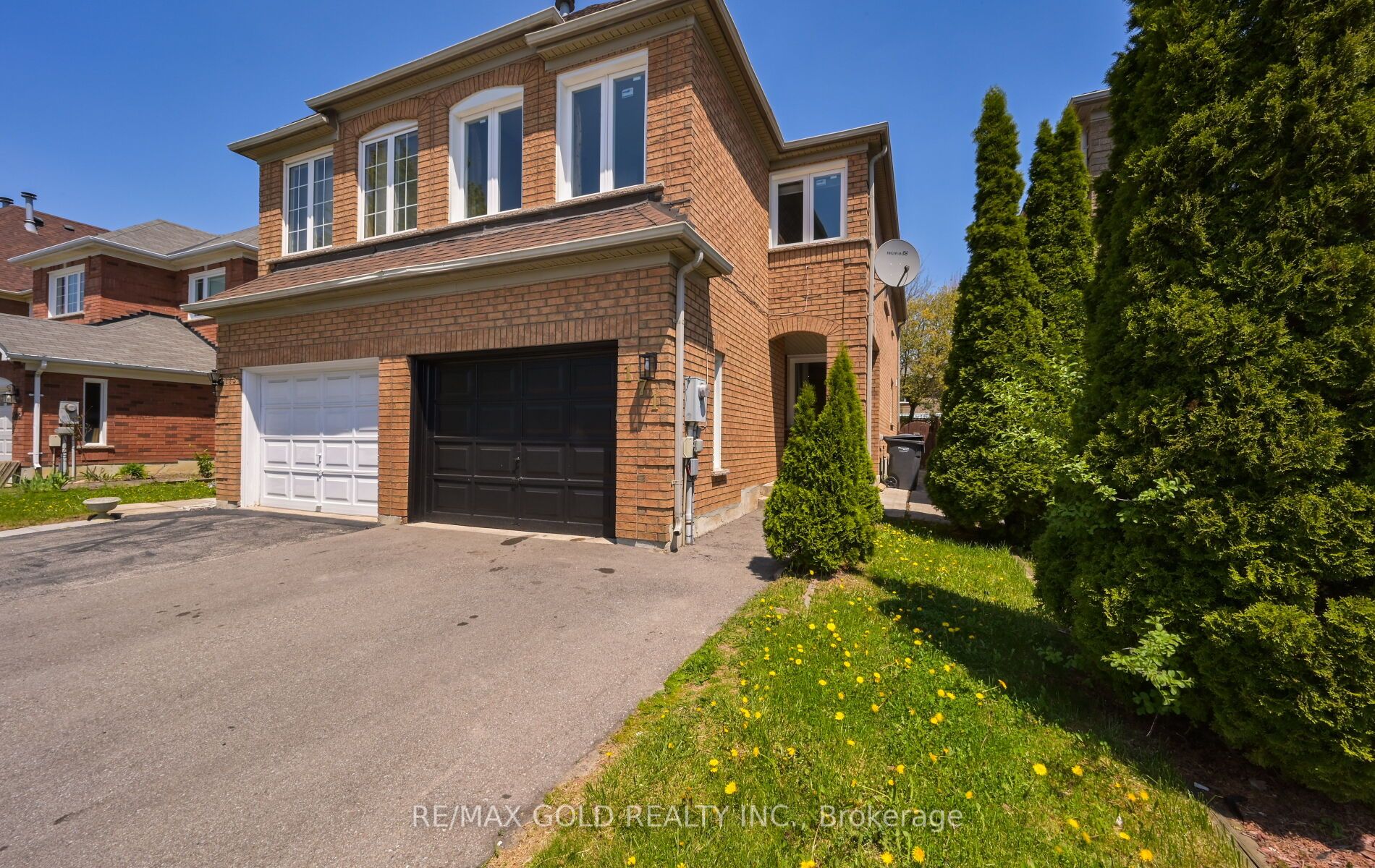 171 Fernforest Drive Property Photo 3