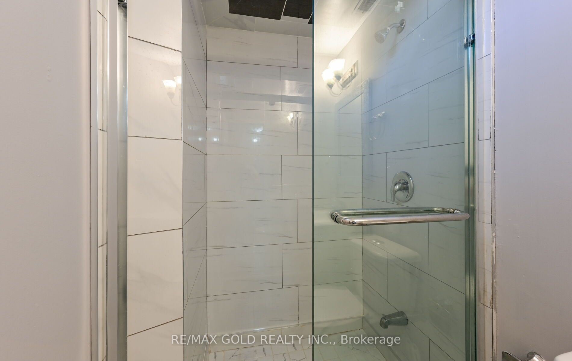 171 Fernforest Drive Property Photo 40