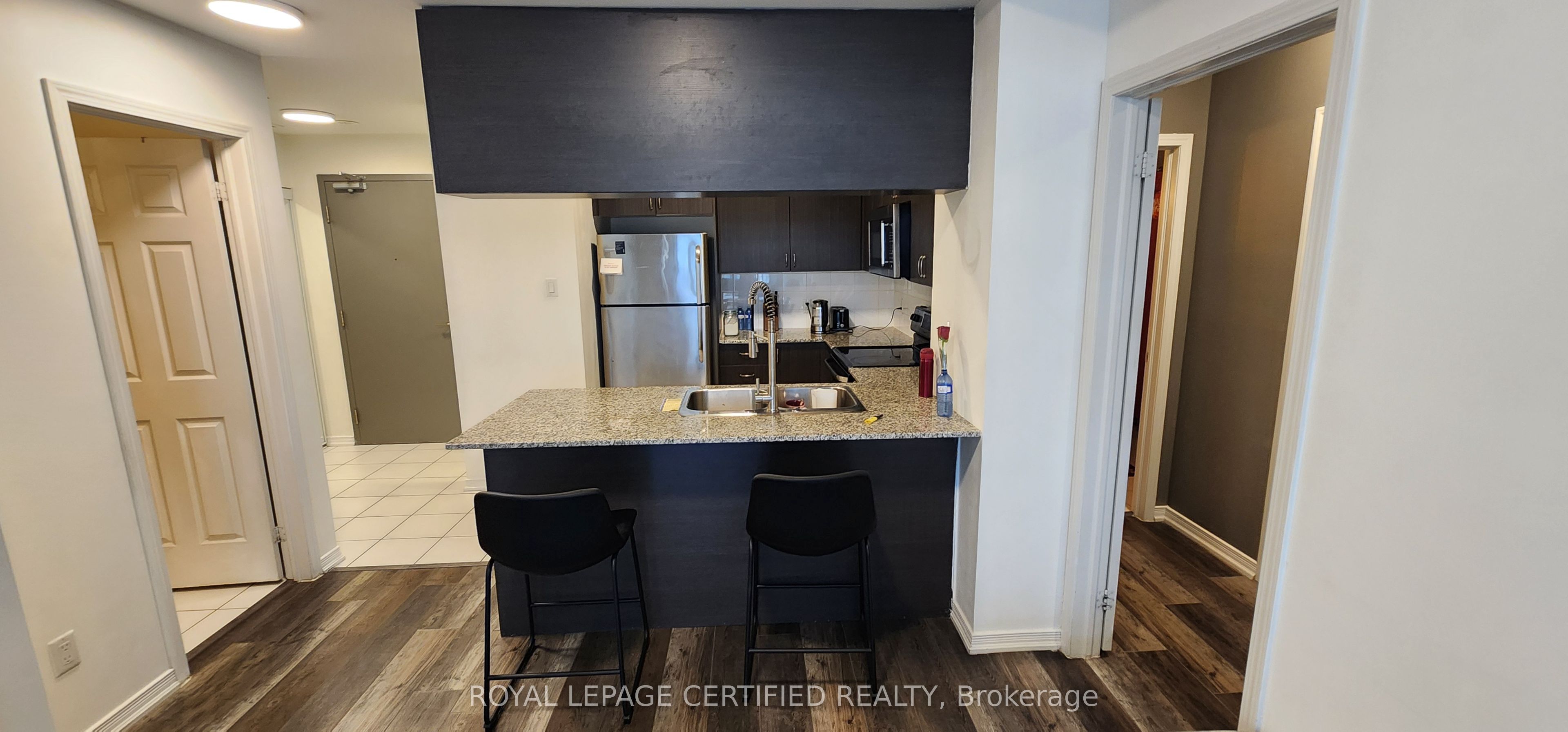 54 Sky Harbour Drive 416 Property Photo 12