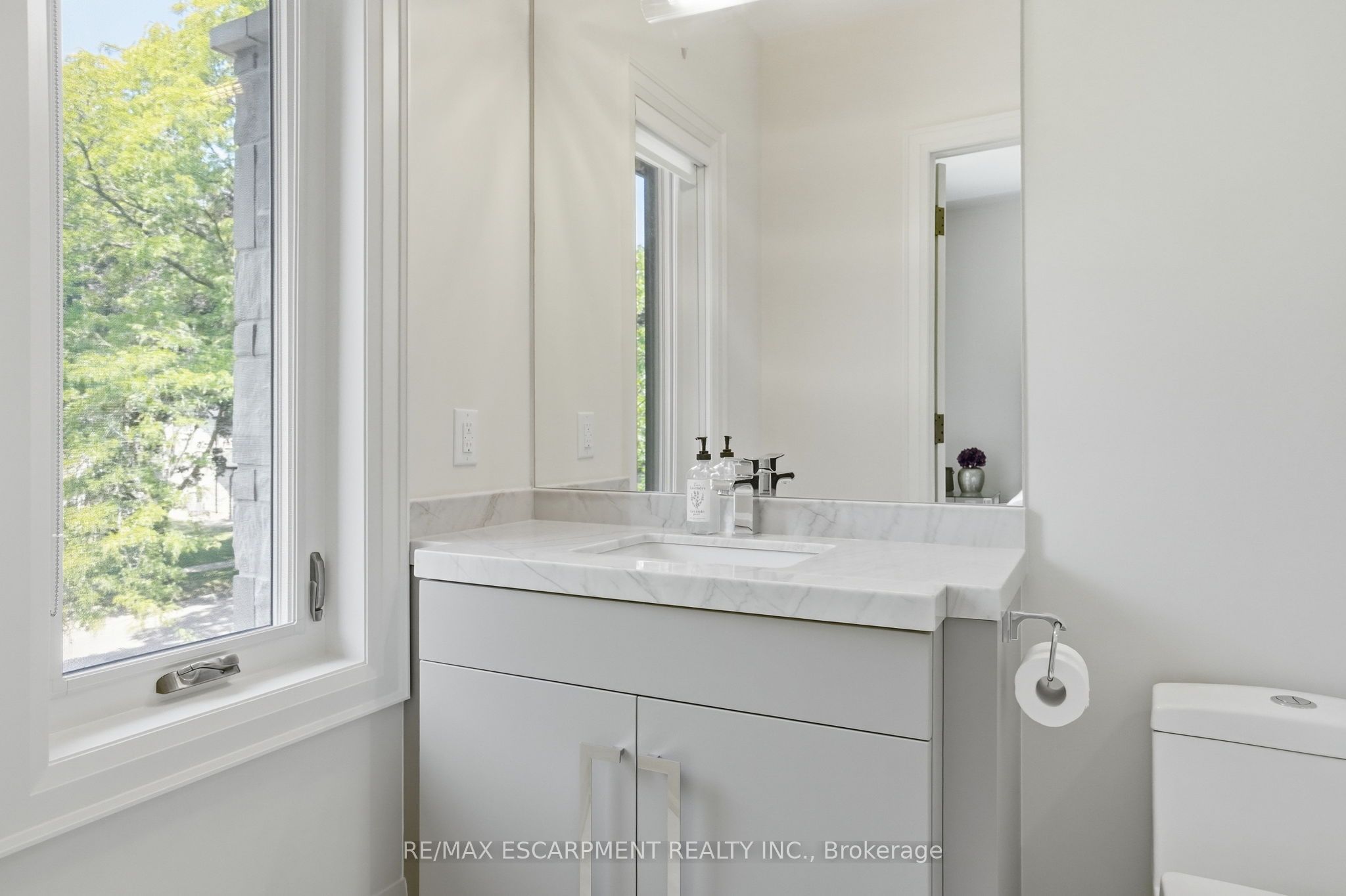 1254 Bramblewood Lane Property Photo 31