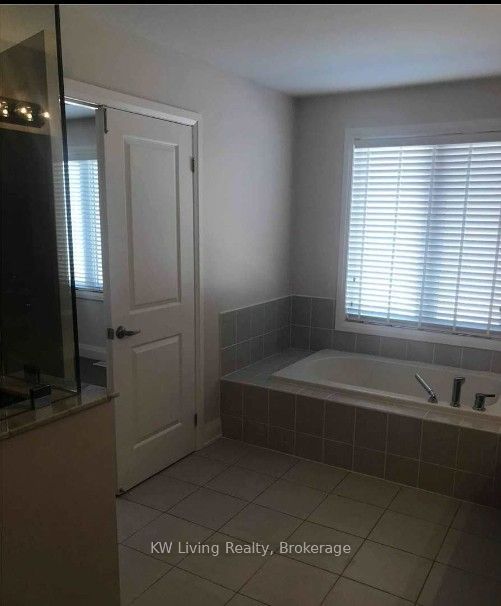39 Oliana Way Property Photo 11