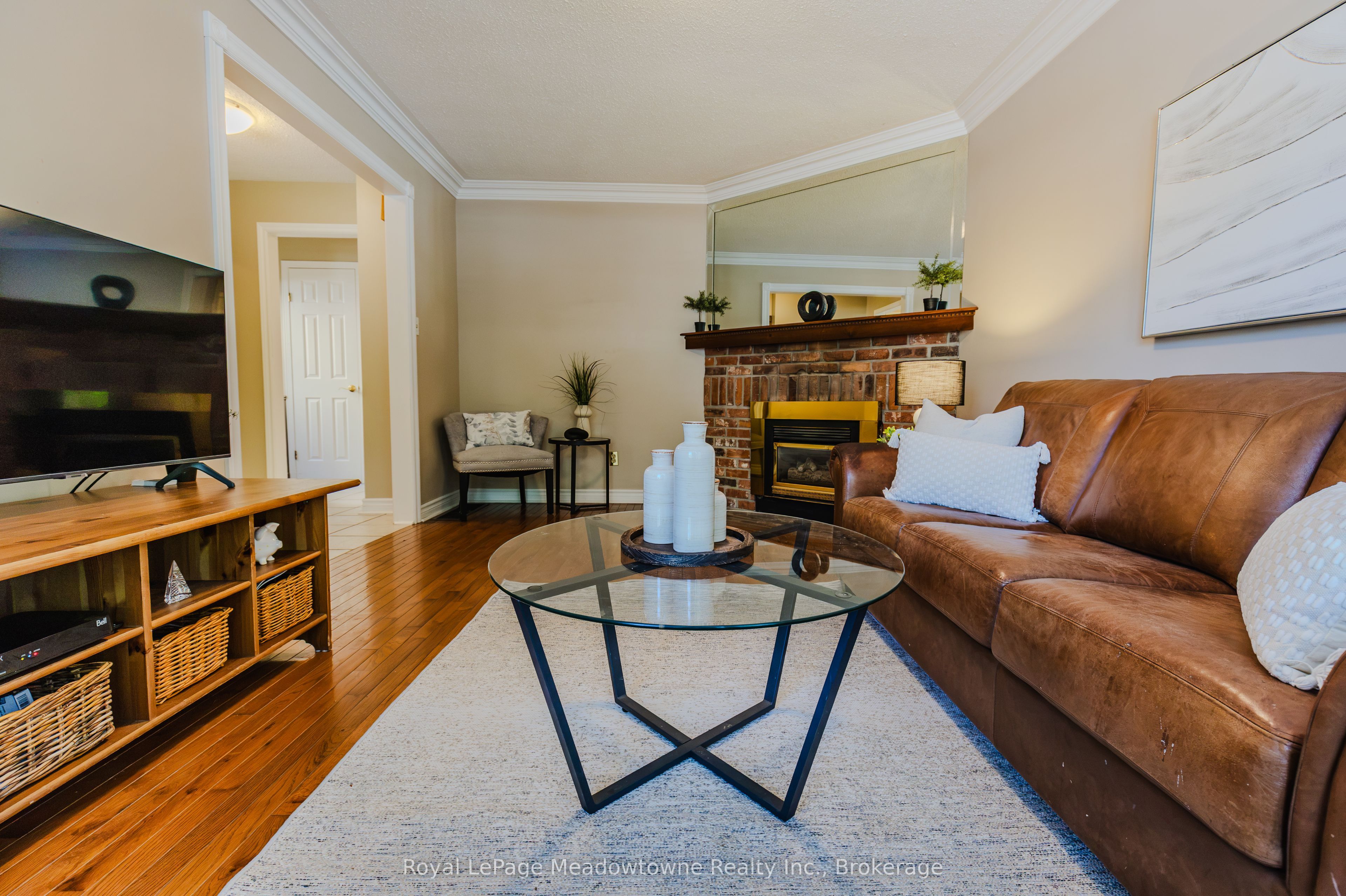 902 Laurier Avenue Property Photo 9