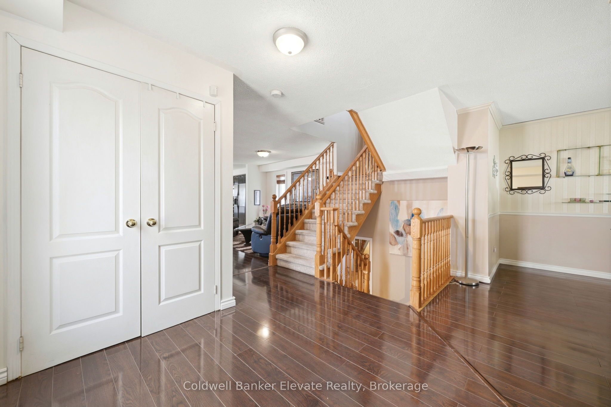 334 Cottonwood Street Property Photo 5