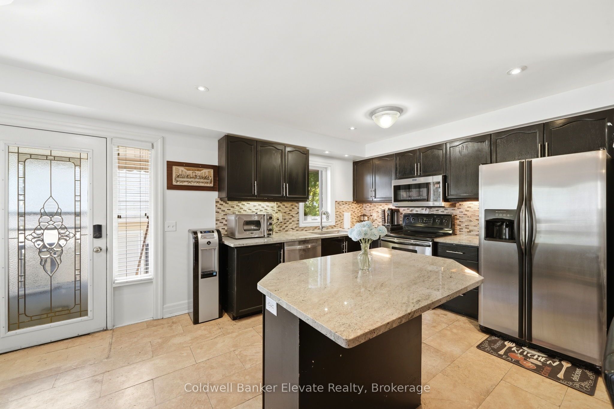 334 Cottonwood Street Property Photo 9