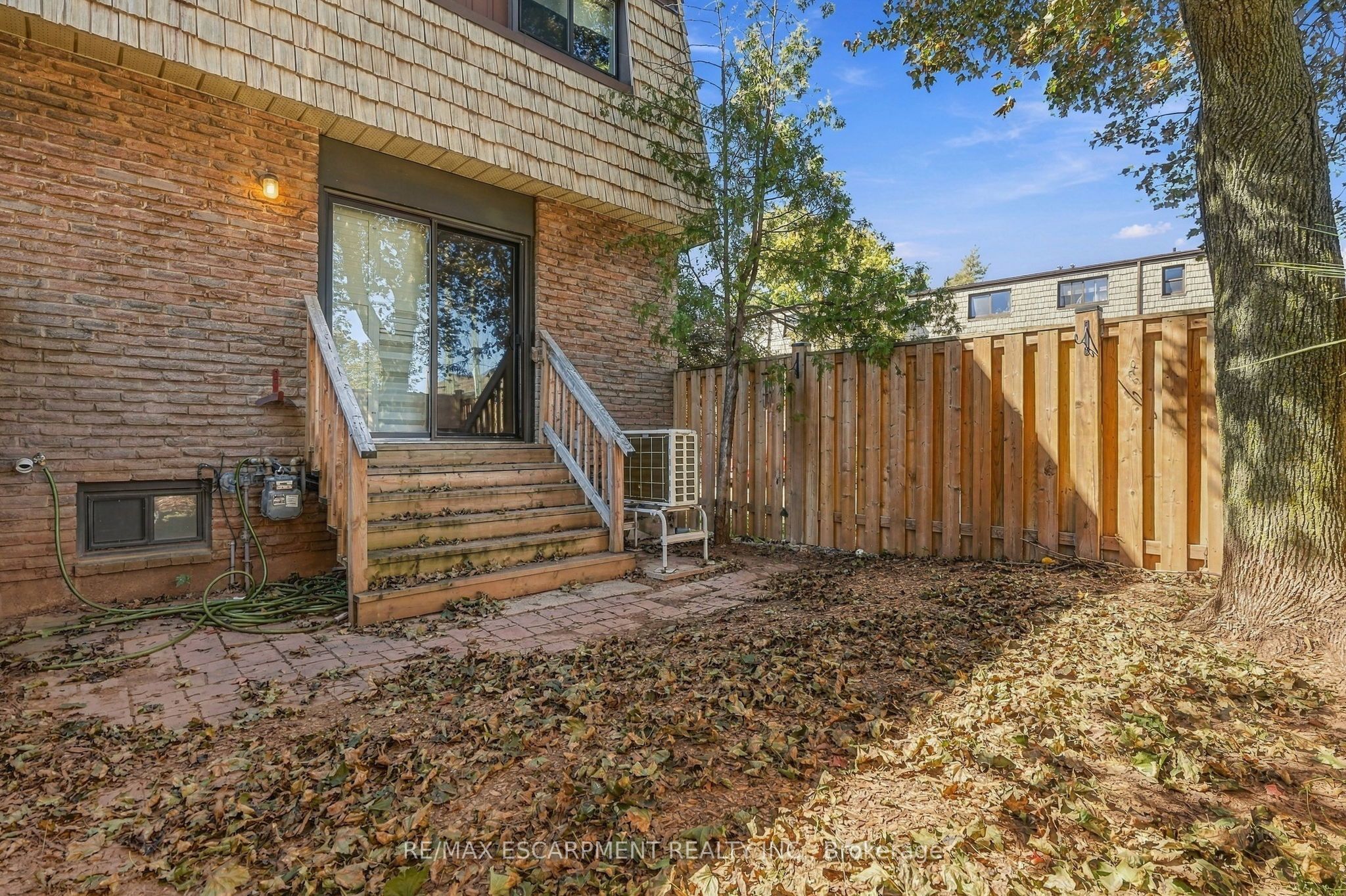 1518 Sixth Line 27 Property Photo 24