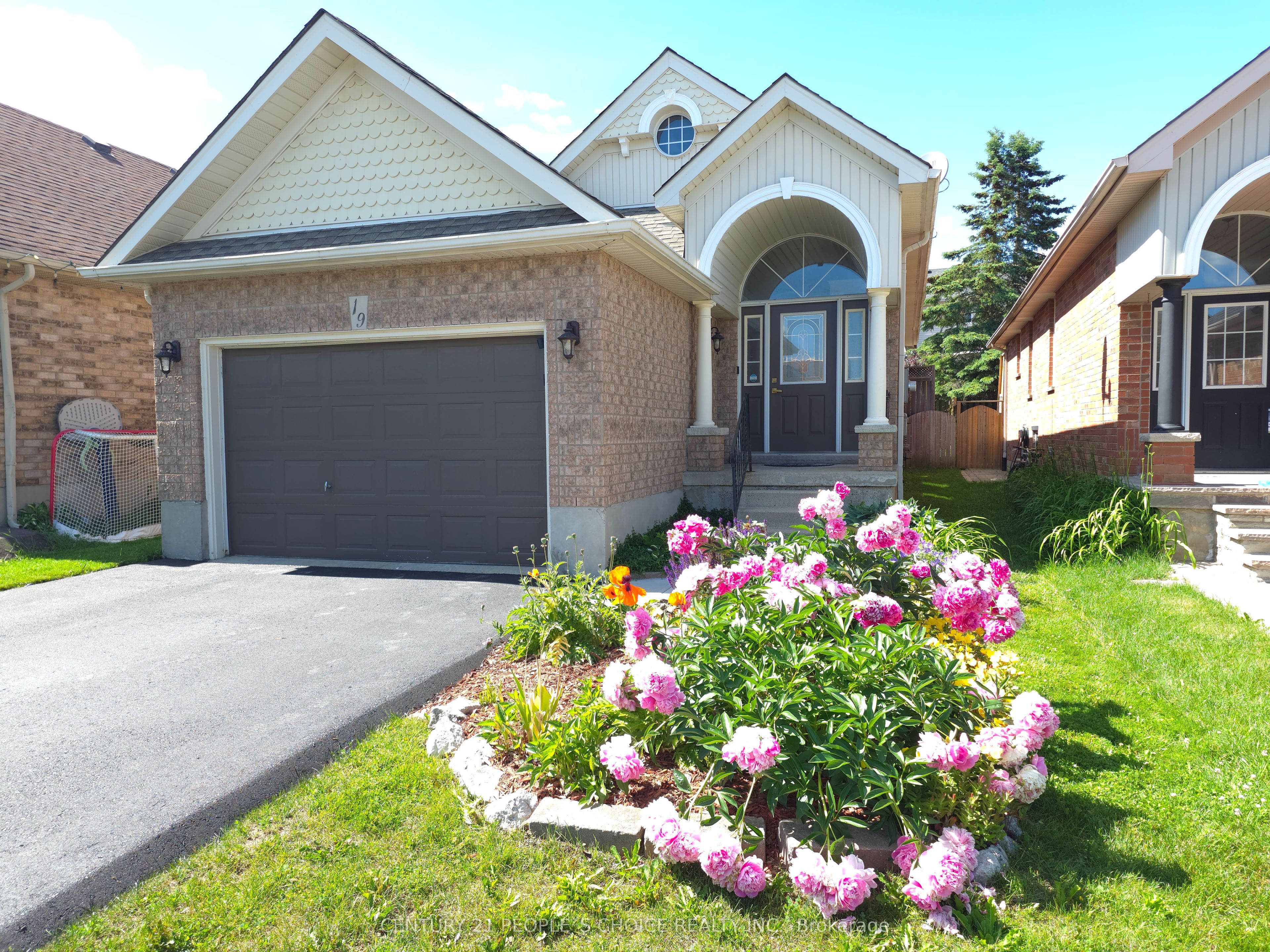 19 Mckitrick Drive Property Photo 1