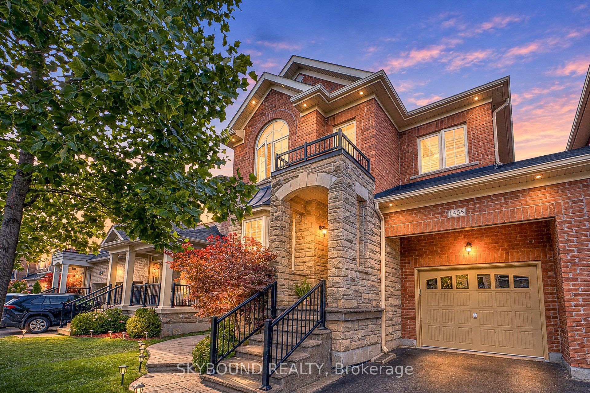 1455 Haws Crescent Property Photo 1