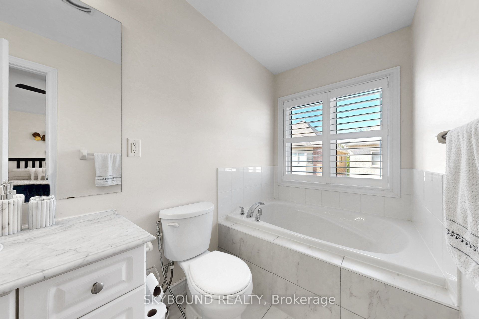 1455 Haws Crescent Property Photo 23