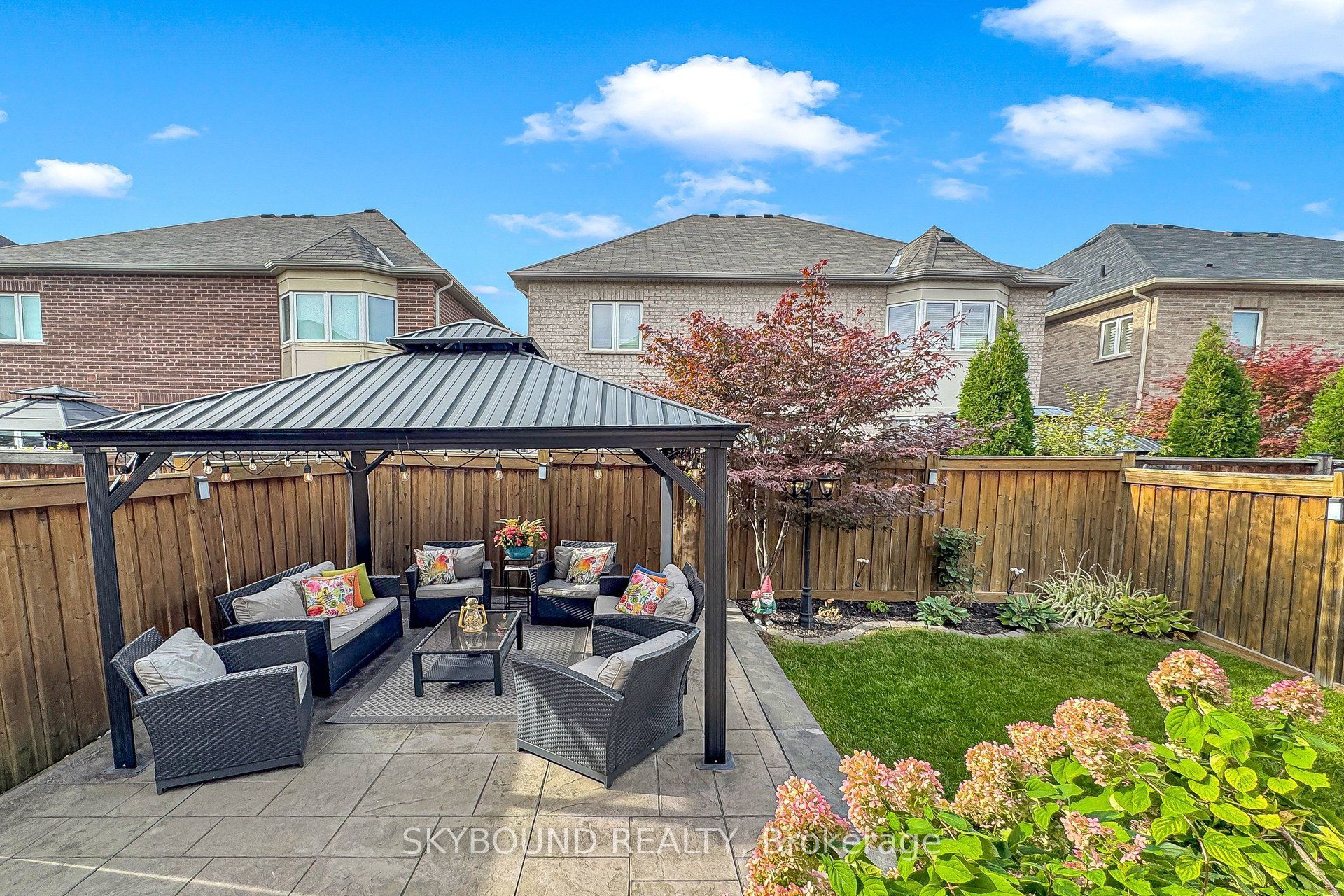 1455 Haws Crescent Property Photo 44